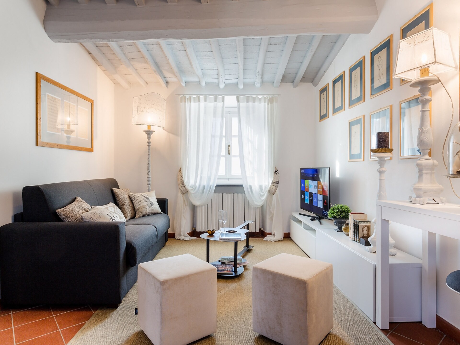 Historisch appartement met terras in hartje Lucca, vlakbij Torre Guinigi - foto 11
