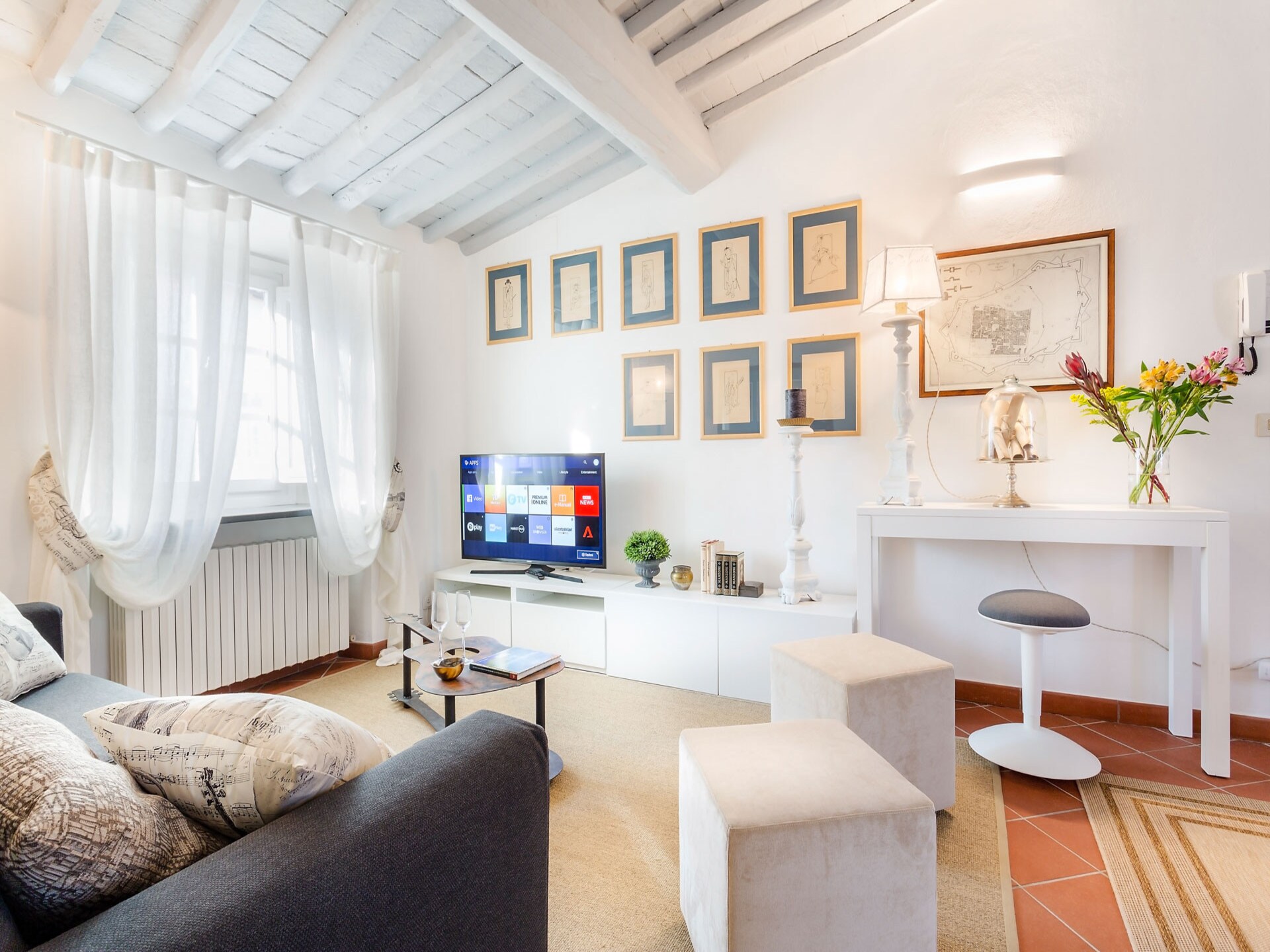 Historisch appartement met terras in hartje Lucca, vlakbij Torre Guinigi - foto 7