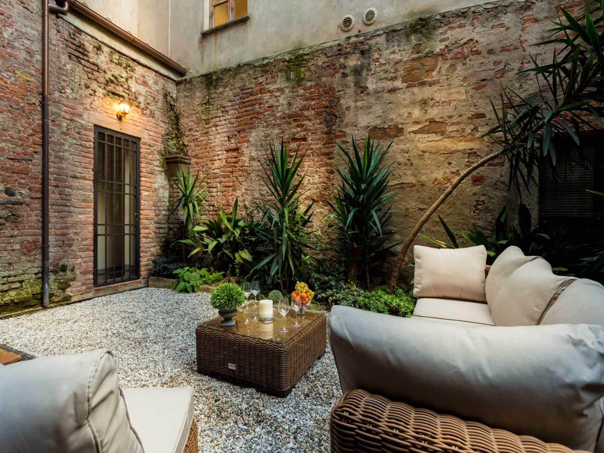 Historisch appartement met terras in hartje Lucca, vlakbij Torre Guinigi - foto 32