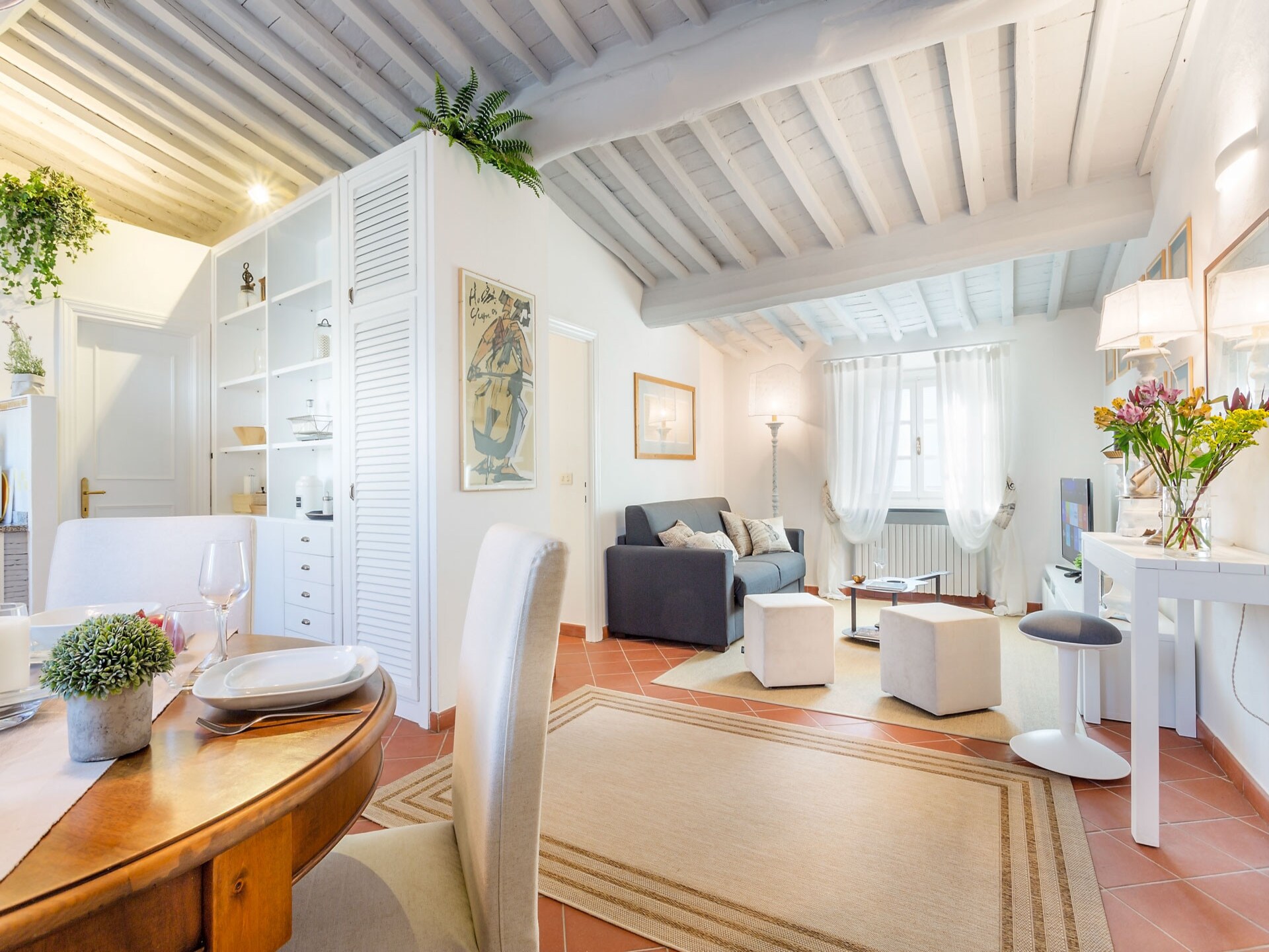 Historisch appartement met terras in hartje Lucca, vlakbij Torre Guinigi - foto 3