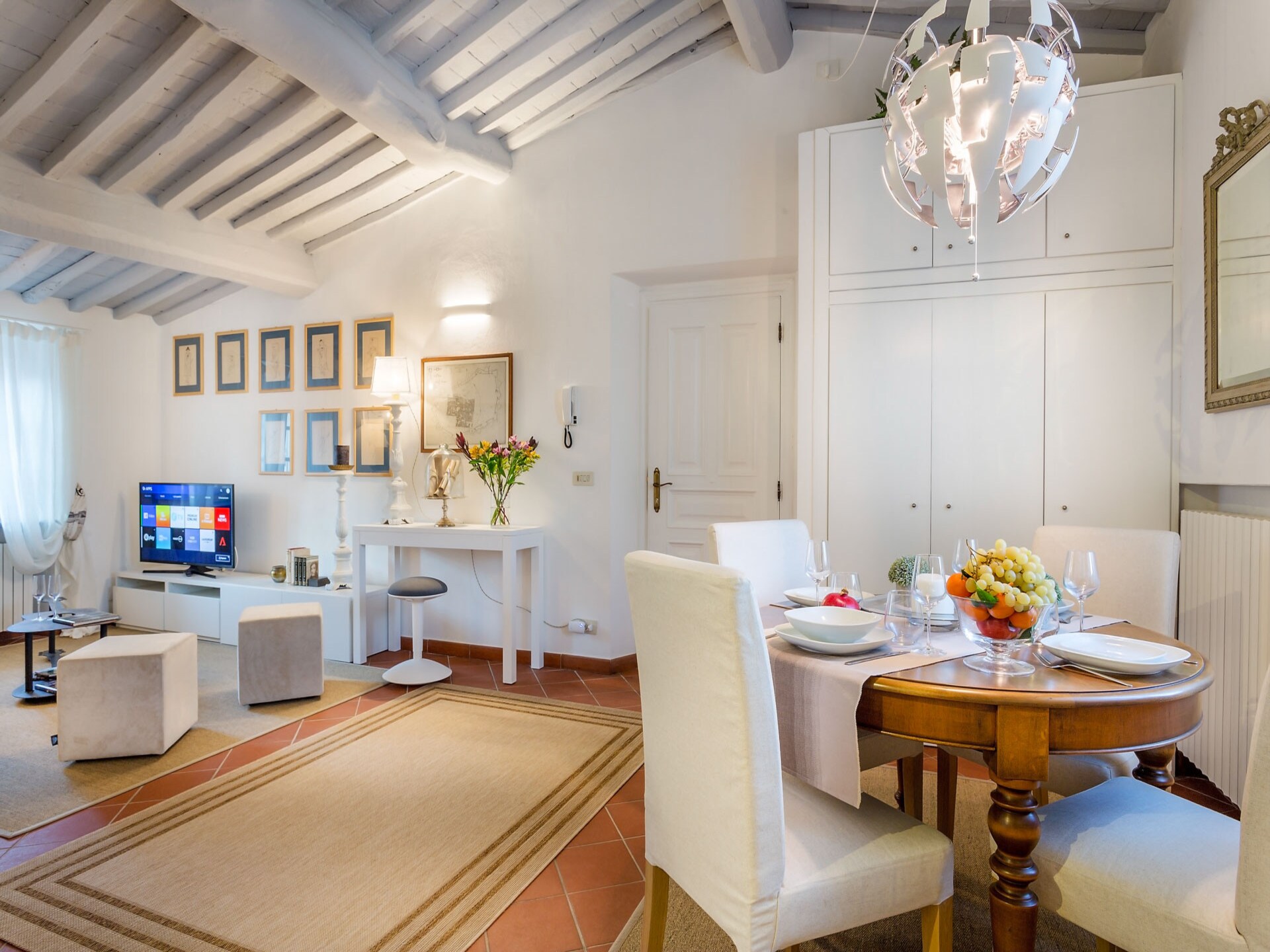 Historisch appartement met terras in hartje Lucca, vlakbij Torre Guinigi - foto 13