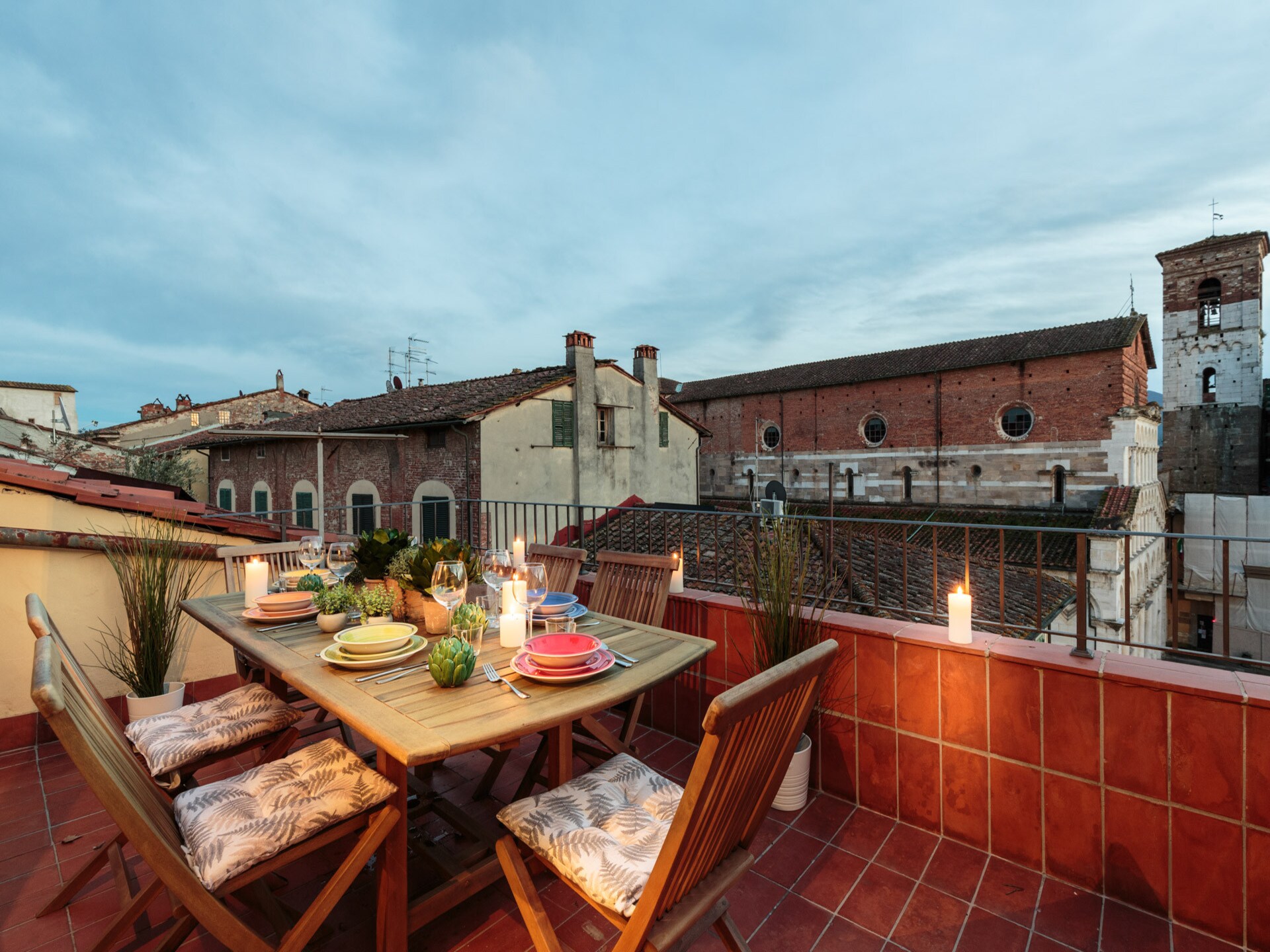 Panoramisch dakterrasappartement in Lucca met uitzicht op Torre Guinigi - foto 31