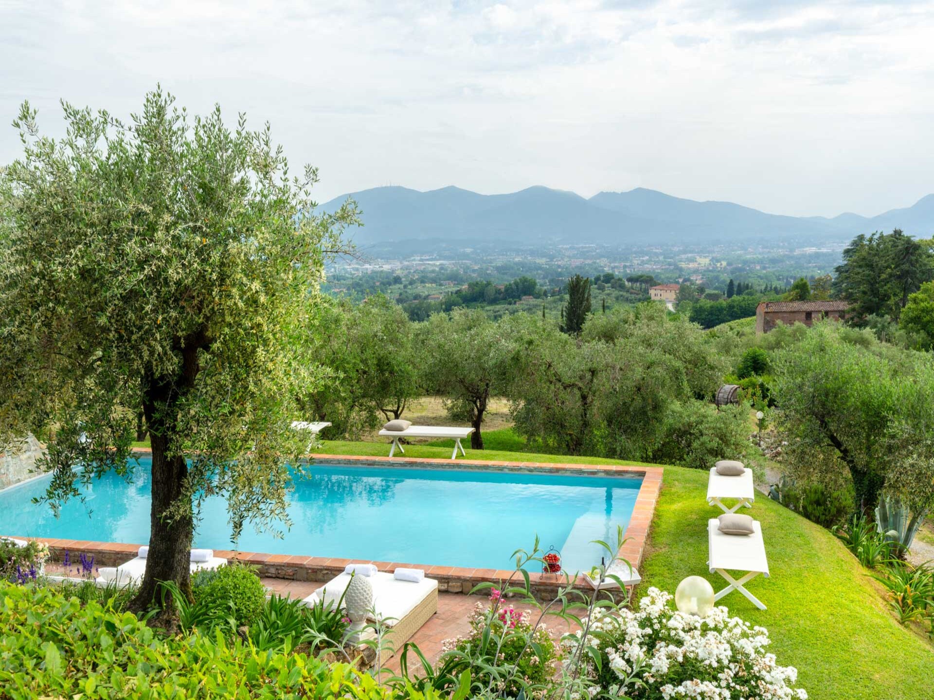 Ruime Toscaanse villa met privézwembad en uitzicht op wijngaarden bij Lucca - foto 7