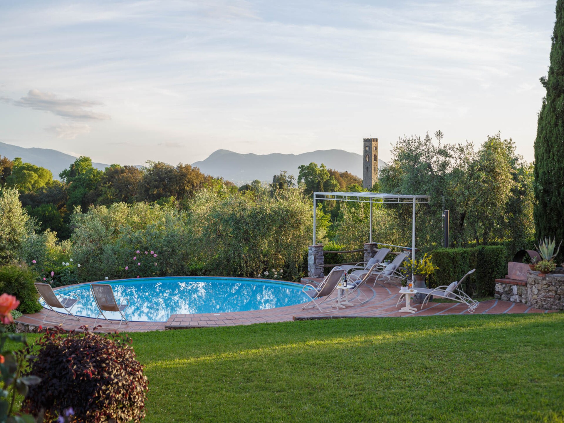 Authentieke Toscaanse villa met infinity pool en uitzicht bij Lucca - foto 10