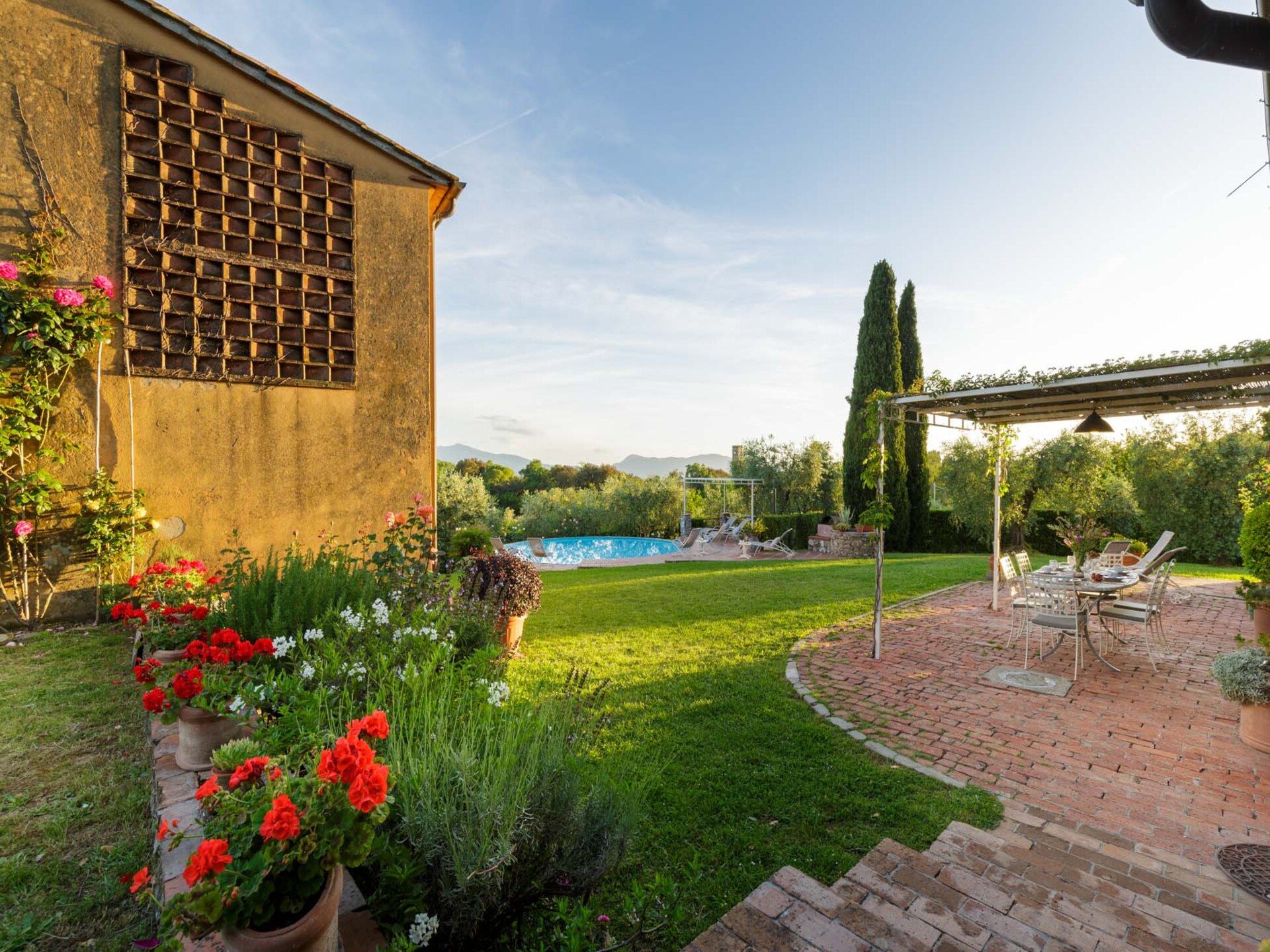 Authentieke Toscaanse villa met infinity pool en uitzicht bij Lucca - foto 13