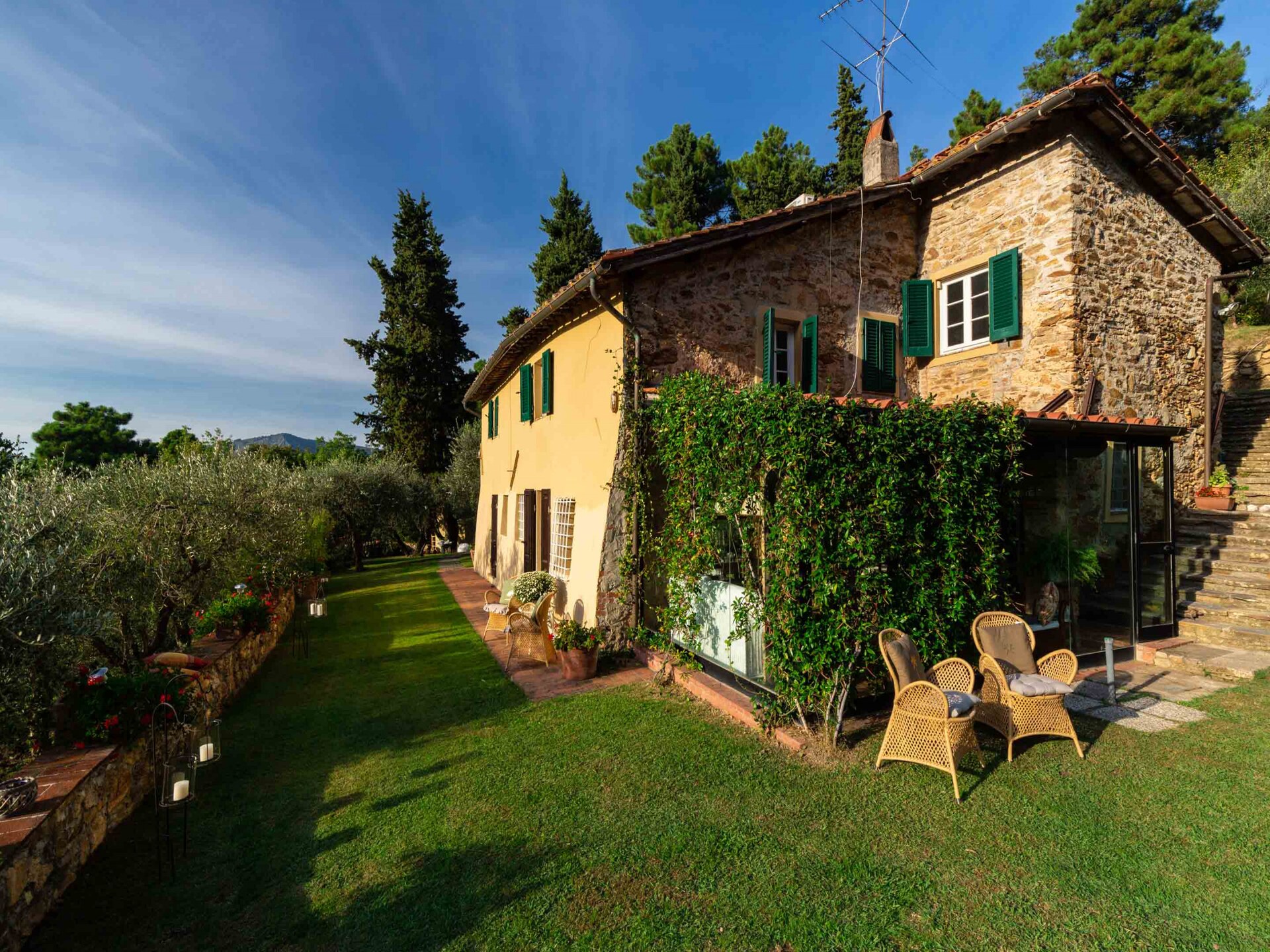 18e-eeuwse Toscaanse villa met privézwembad en bosbeek bij Lucca - foto 12