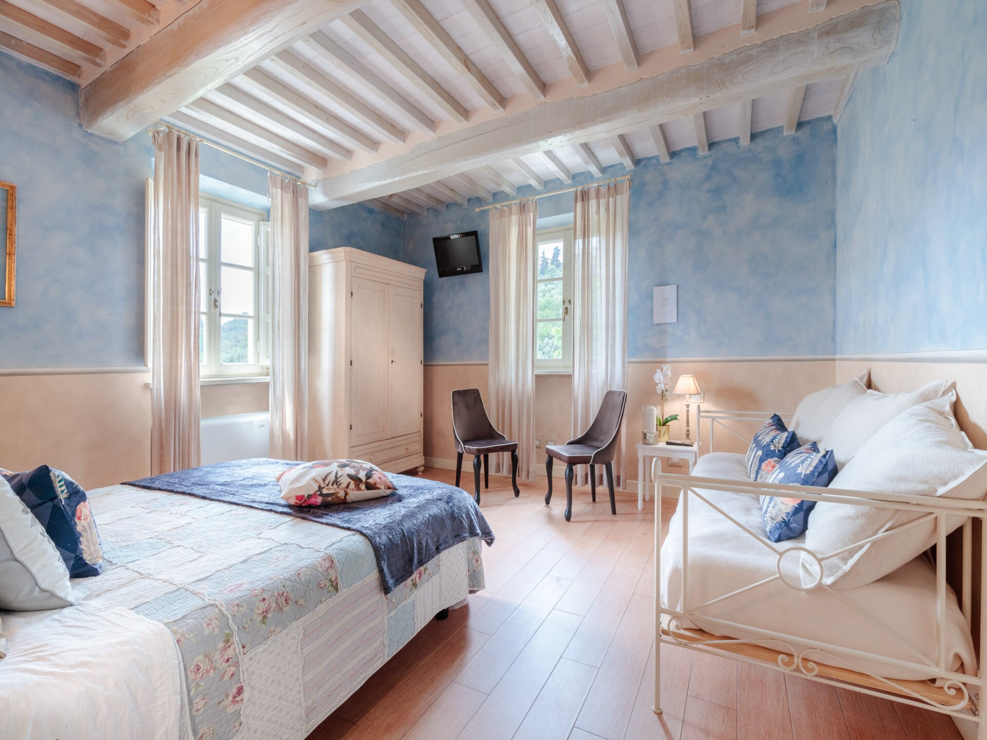 Authentieke 17e-eeuwse Toscaanse villa met zwembad bij Camaiore voor 16 personen - foto 39