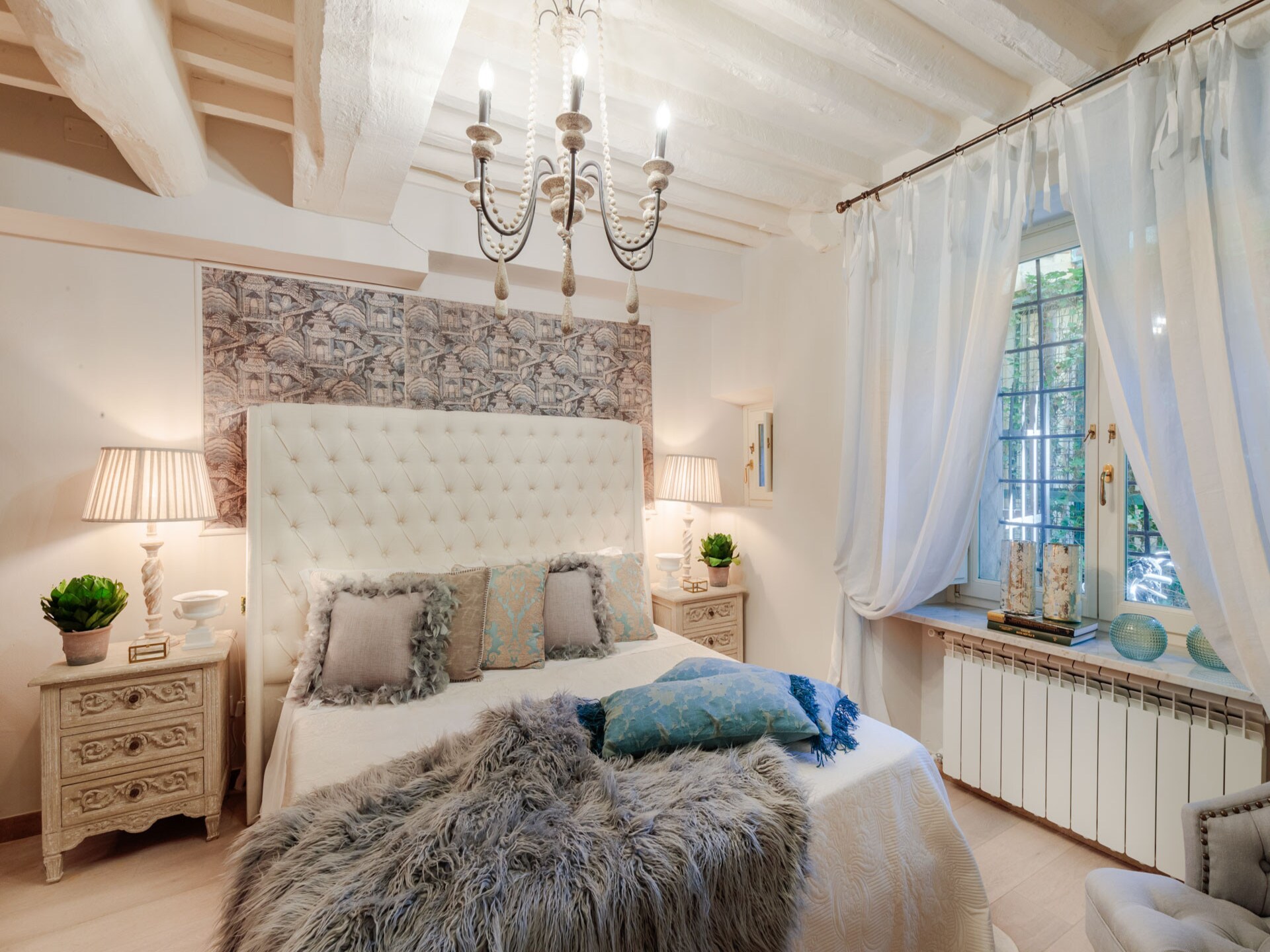 Romantisch appartement in hartje Lucca met geheime tuin en luxe keuken - foto 21