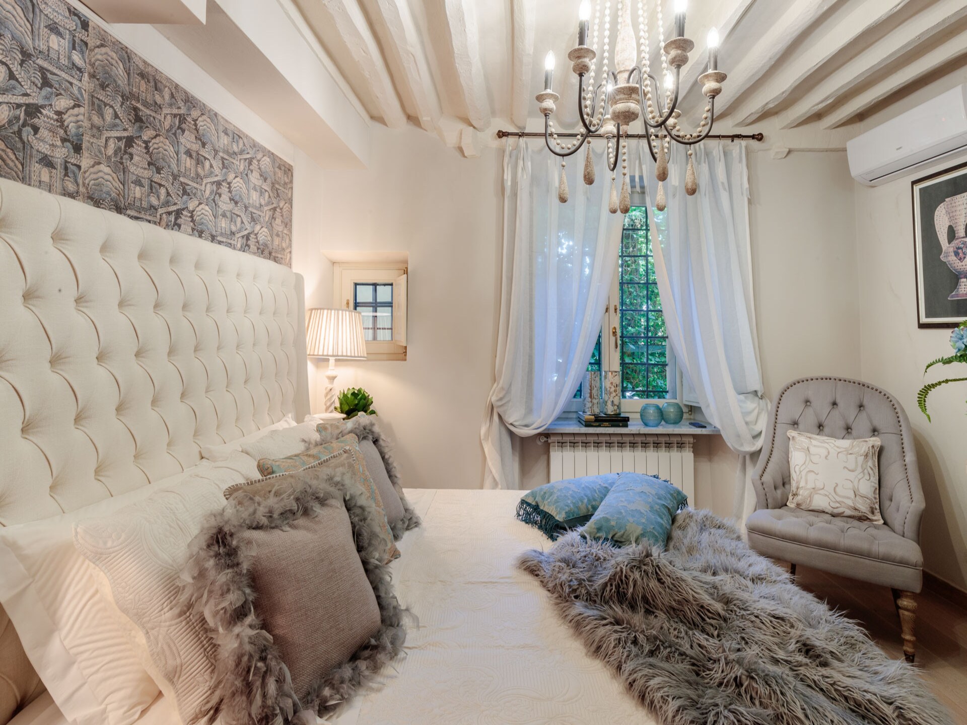 Romantisch appartement in hartje Lucca met geheime tuin en luxe keuken - foto 22