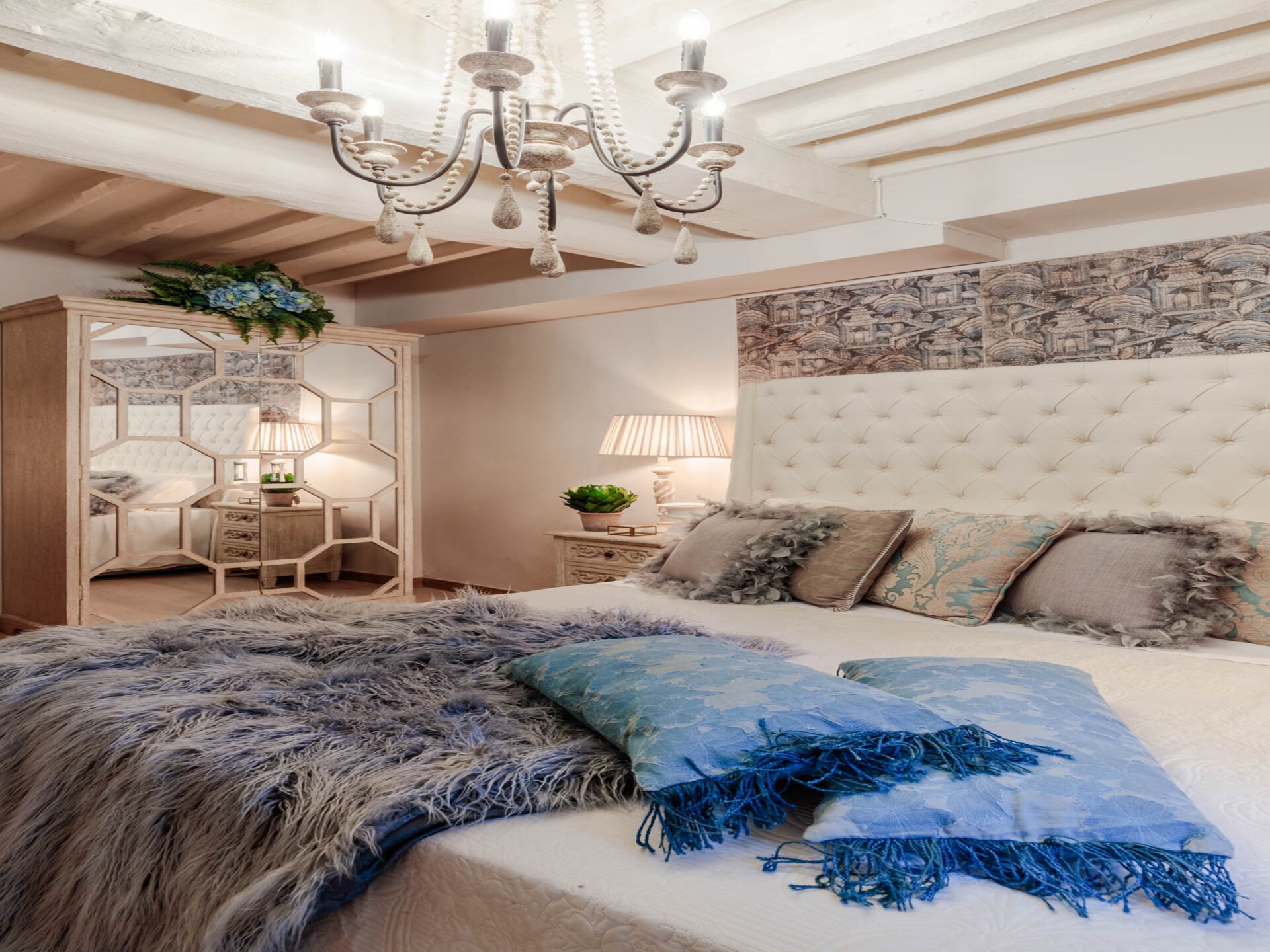 Romantisch appartement in hartje Lucca met geheime tuin en luxe keuken - foto 14