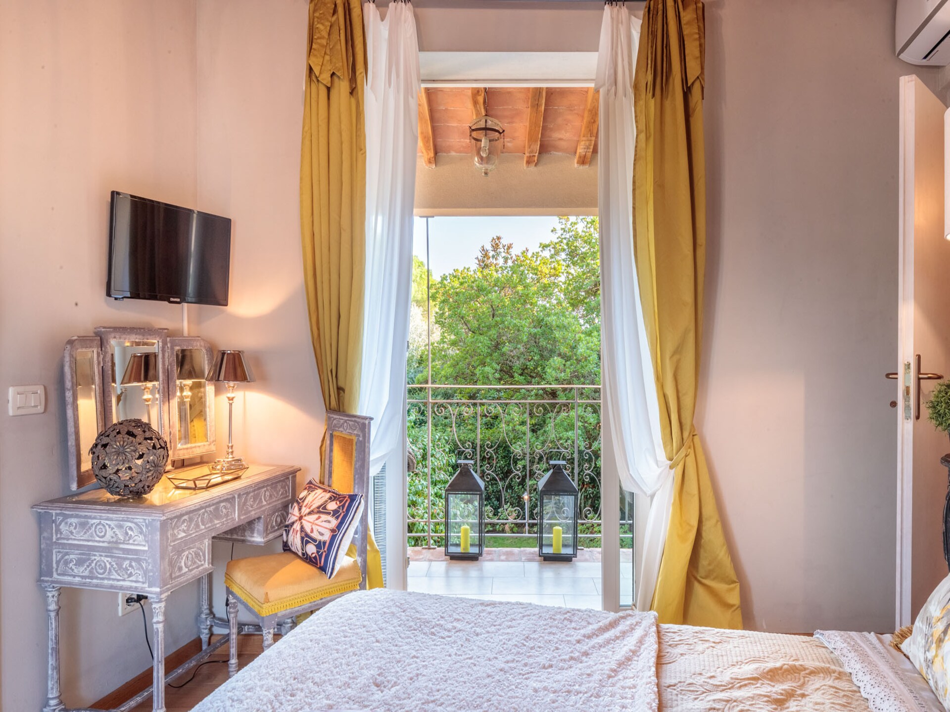Villa Gianna: authentieke Toscaanse boerderij met privézwembad bij Montecarlo - foto 47