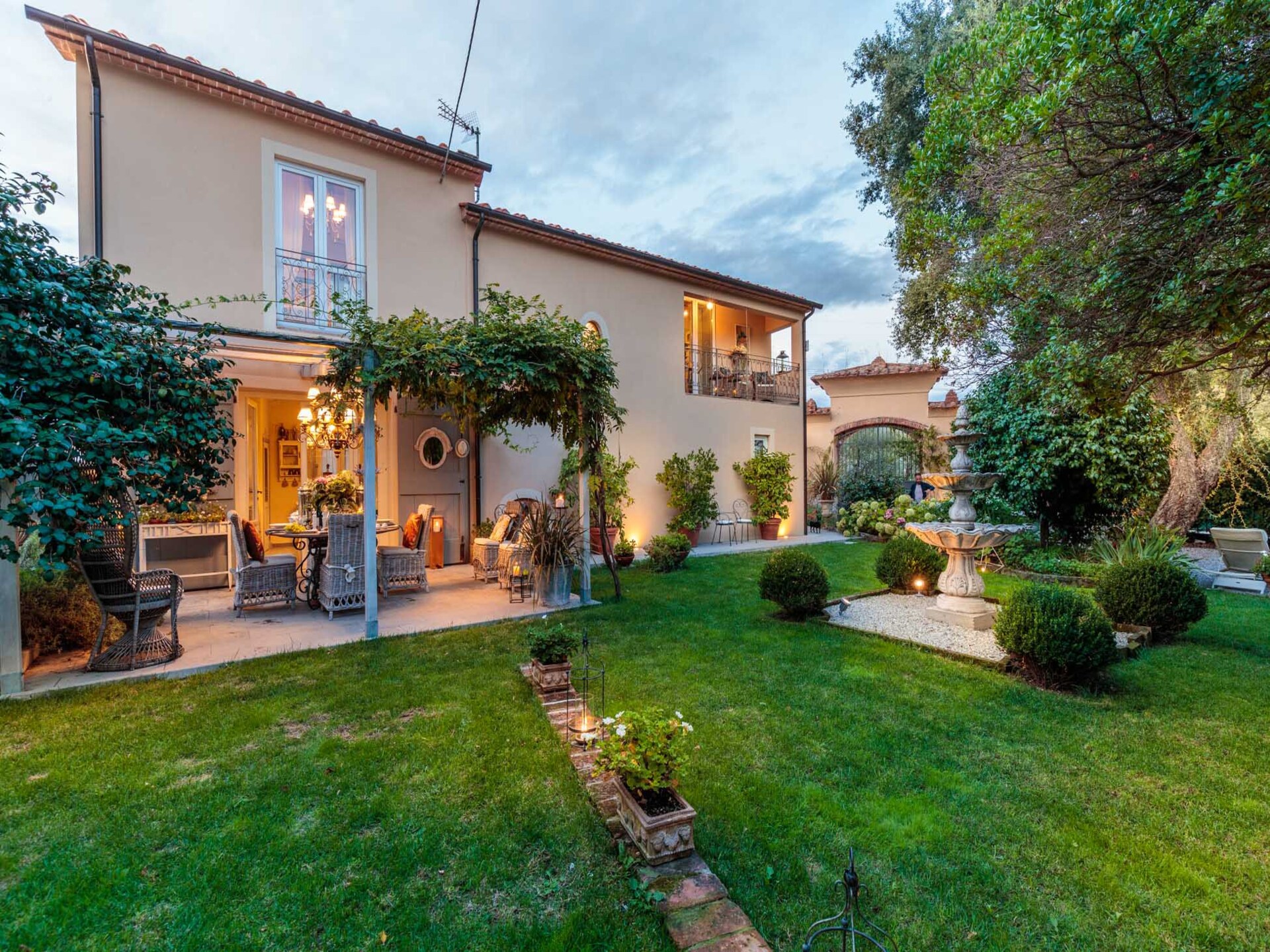 Villa Gianna: authentieke Toscaanse boerderij met privézwembad bij Montecarlo - foto 13