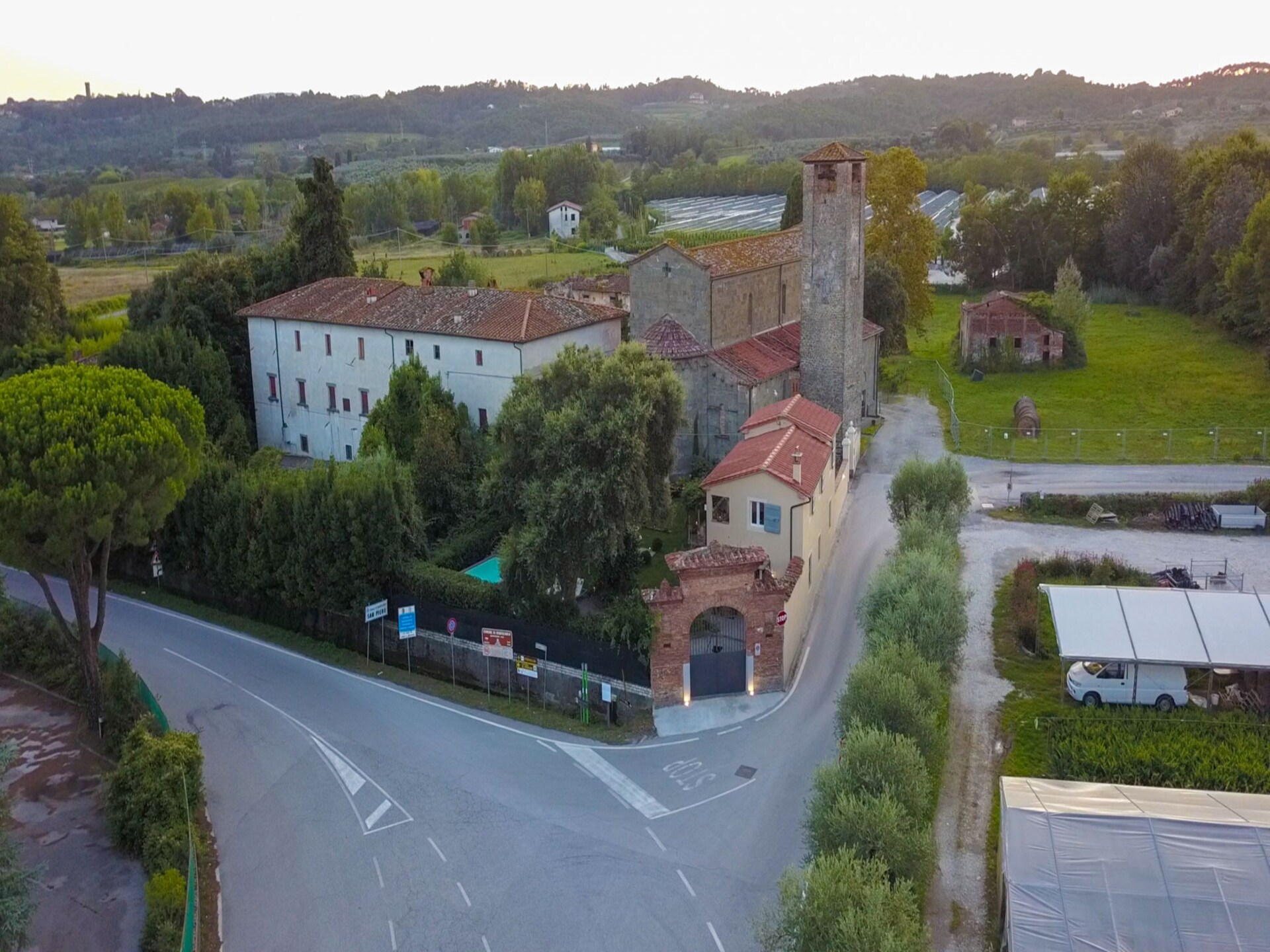 Villa Gianna: authentieke Toscaanse boerderij met privézwembad bij Montecarlo - foto 8