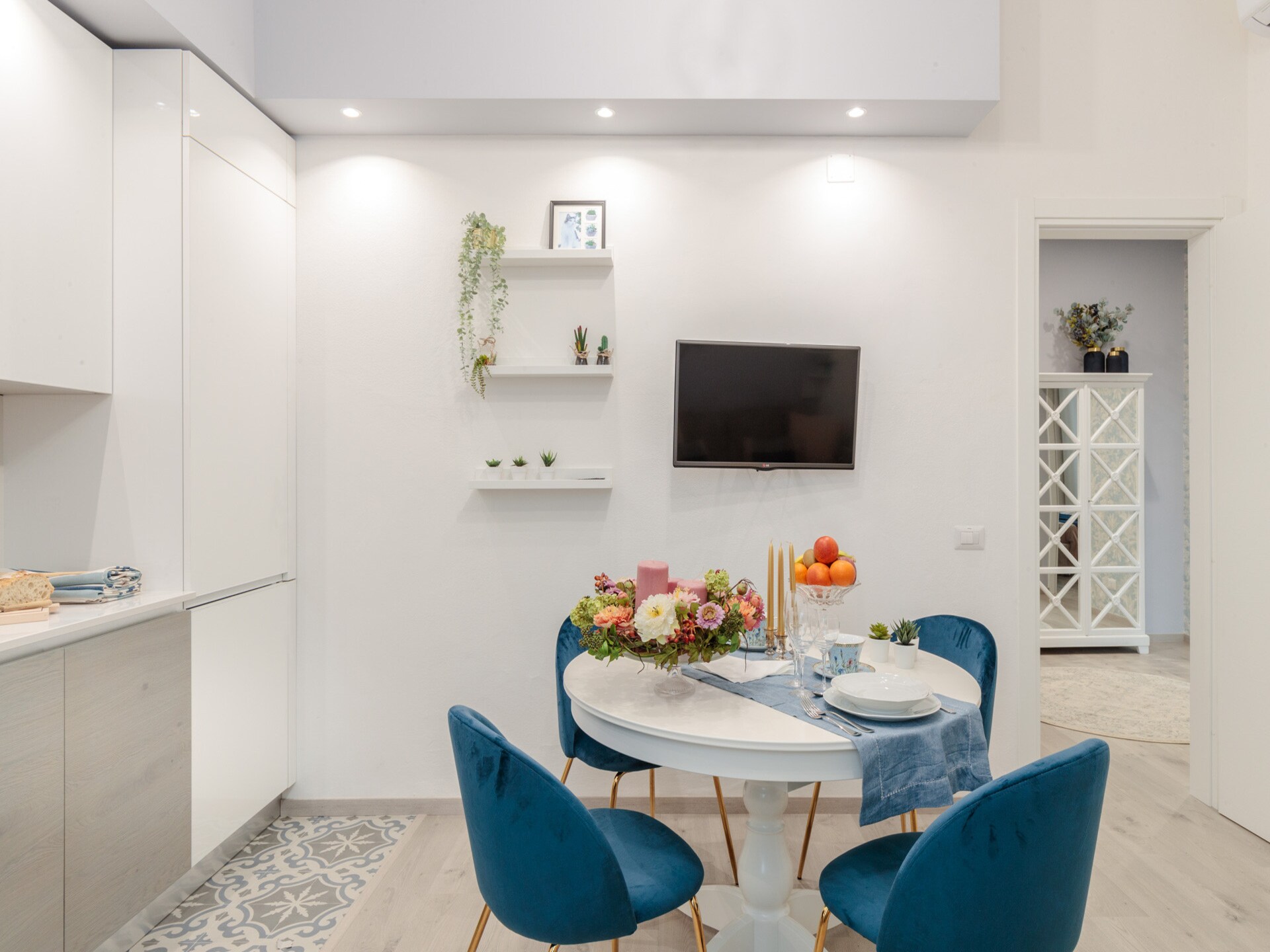 Stijlvol appartement aan de boulevard van Viareggio, 220m van het strand - foto 17