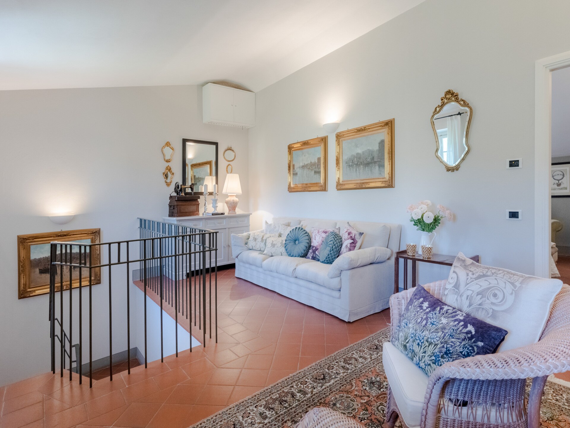Historisch wijngoed met 6 slaapkamers en uitzicht op Toscaanse heuvels - foto 32