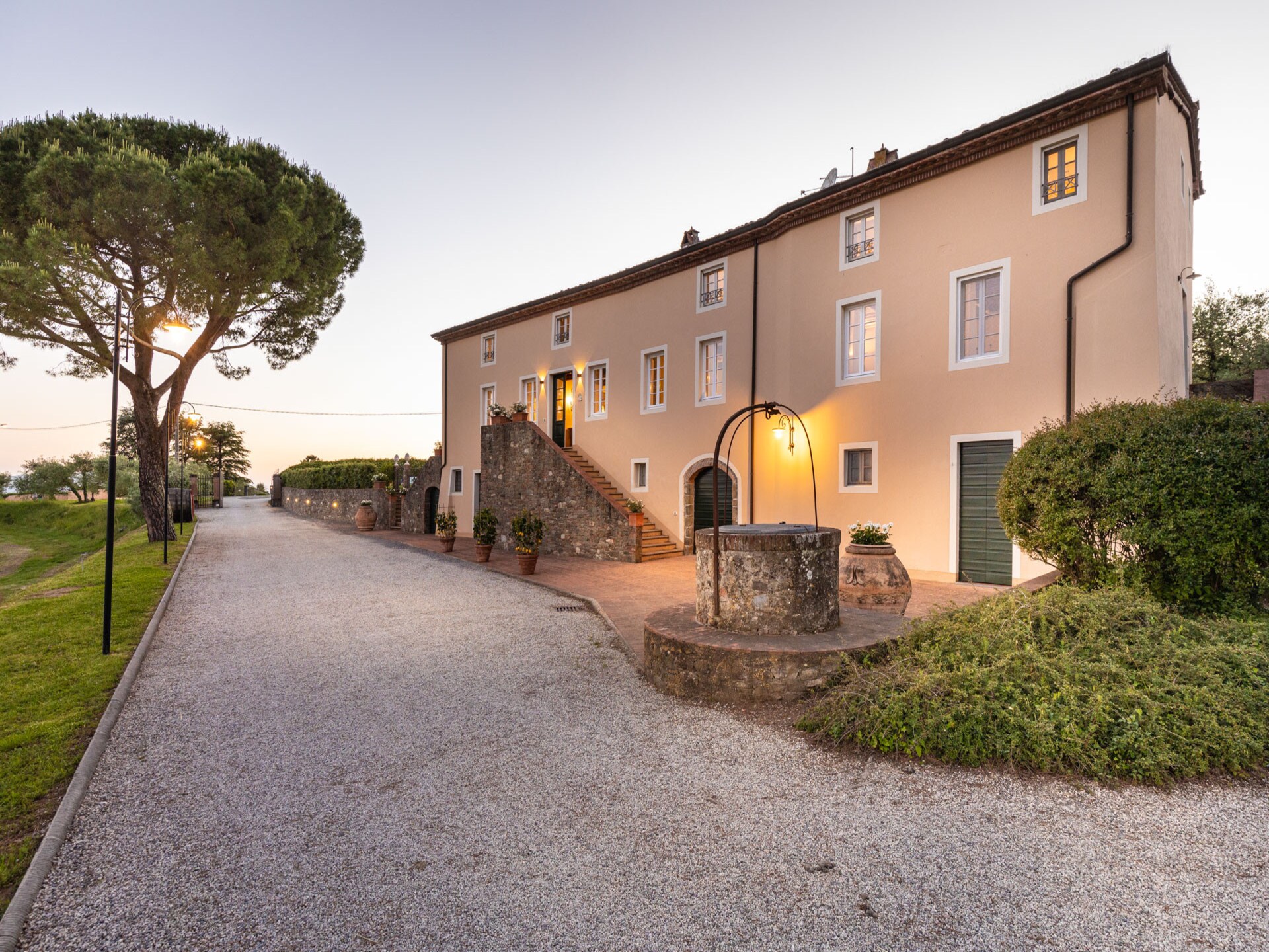 Historisch wijngoed met 6 slaapkamers en uitzicht op Toscaanse heuvels - foto 10