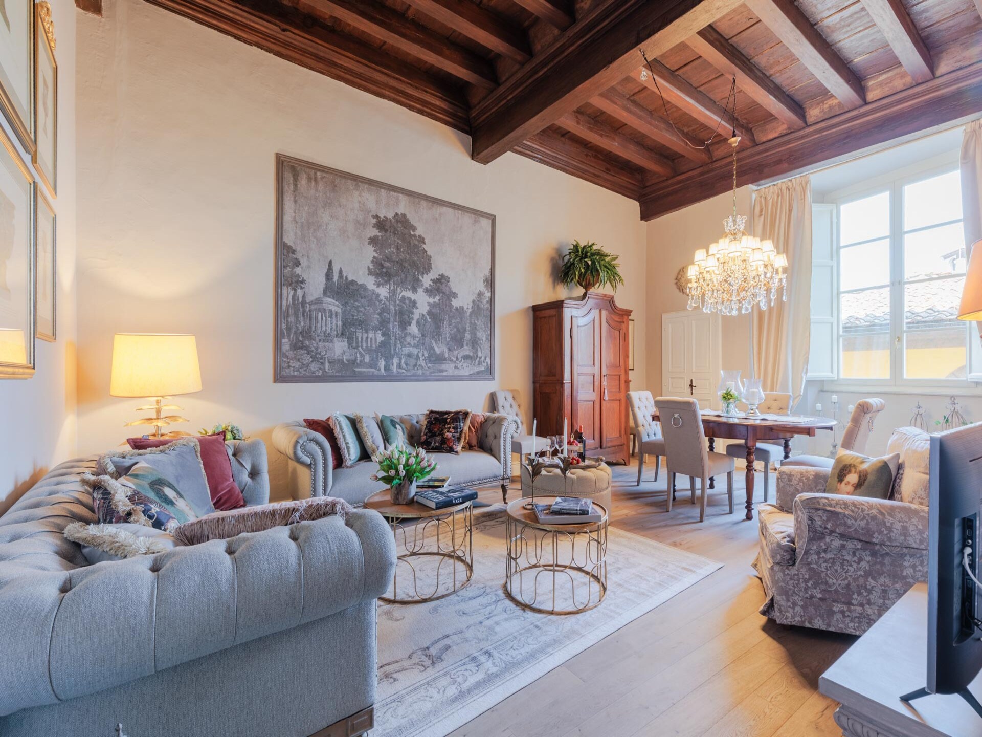 Casa Pitt: Elegante stadsvilla met balkon aan Piazza Anfiteatro in Lucca - foto 15