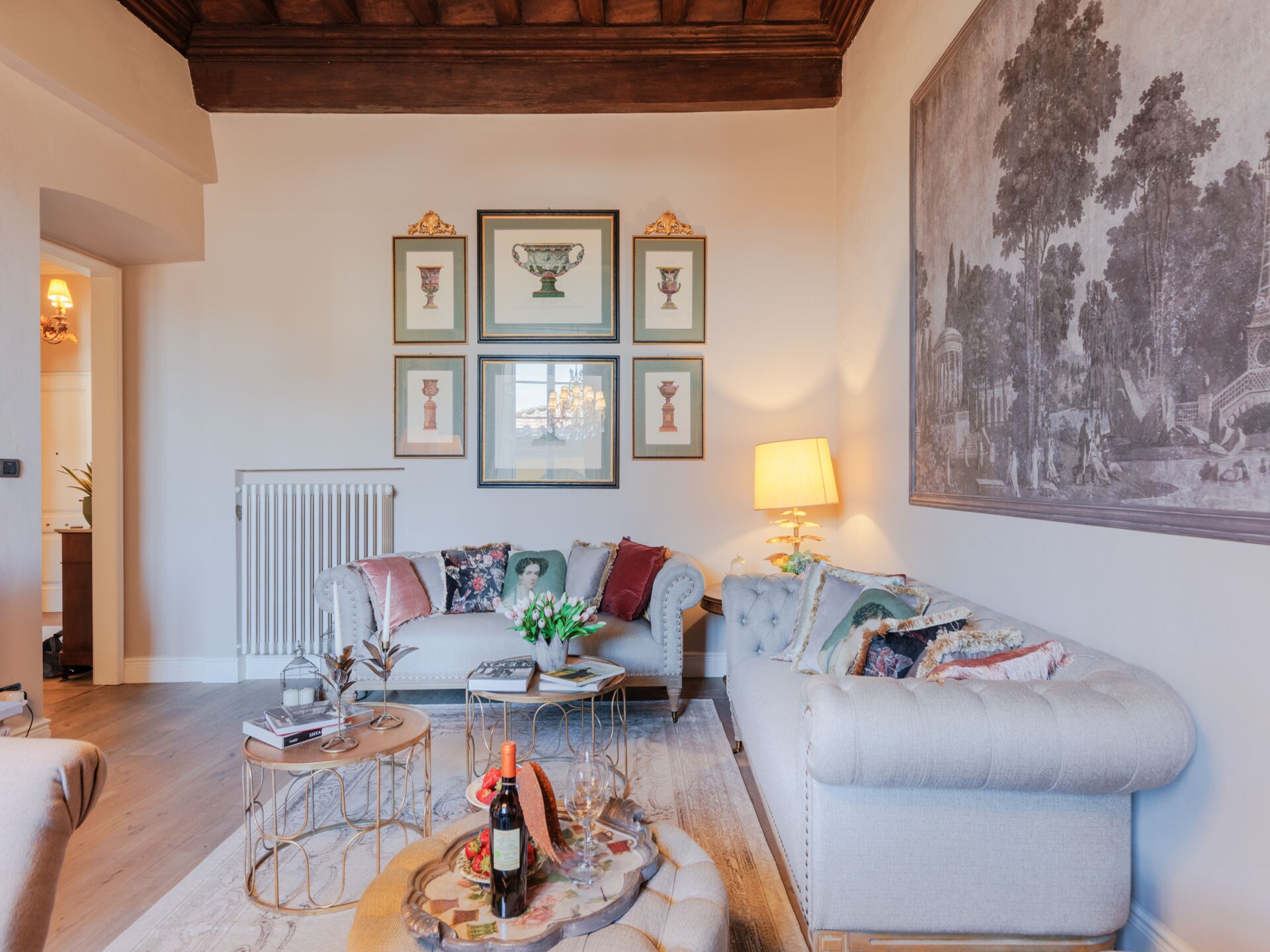 Casa Pitt: Elegante stadsvilla met balkon aan Piazza Anfiteatro in Lucca - foto 14