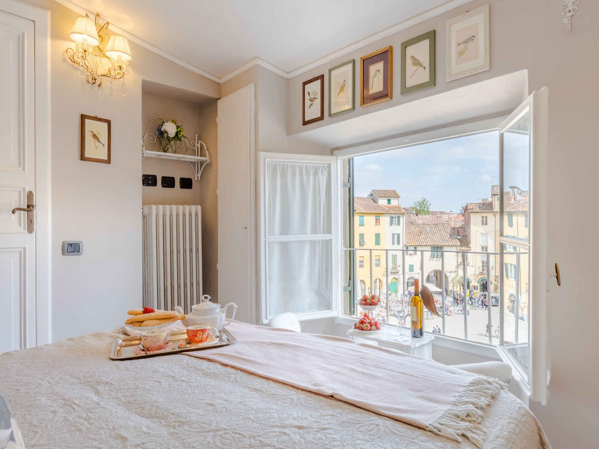 Casa Pitt: Elegante stadsvilla met balkon aan Piazza Anfiteatro in Lucca - foto 27