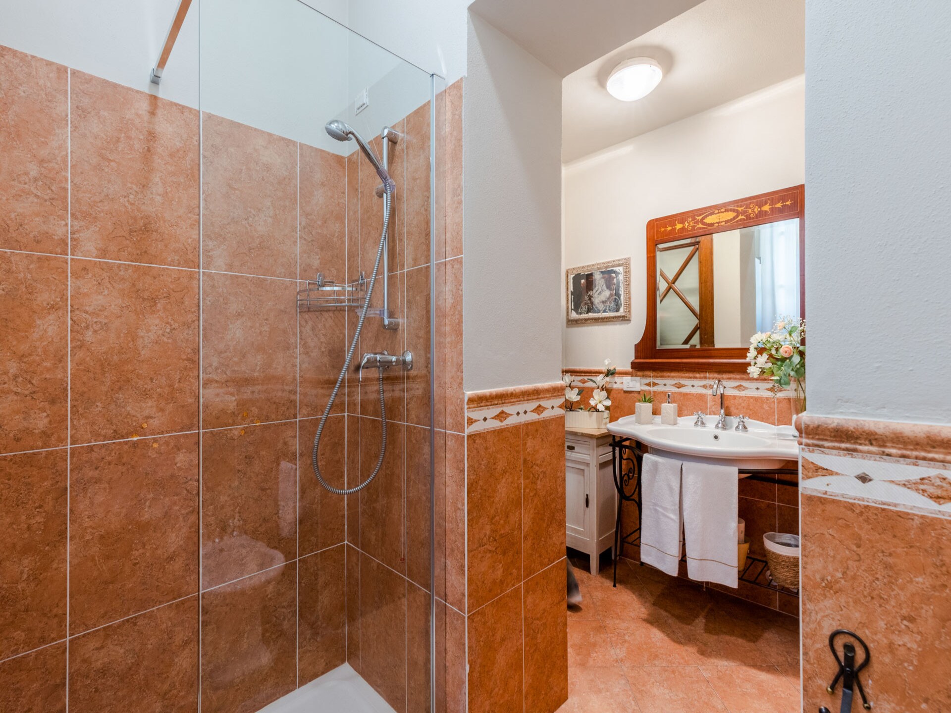 Sereen appartement aan de beek met privétuin in hartje Lucca - foto 44