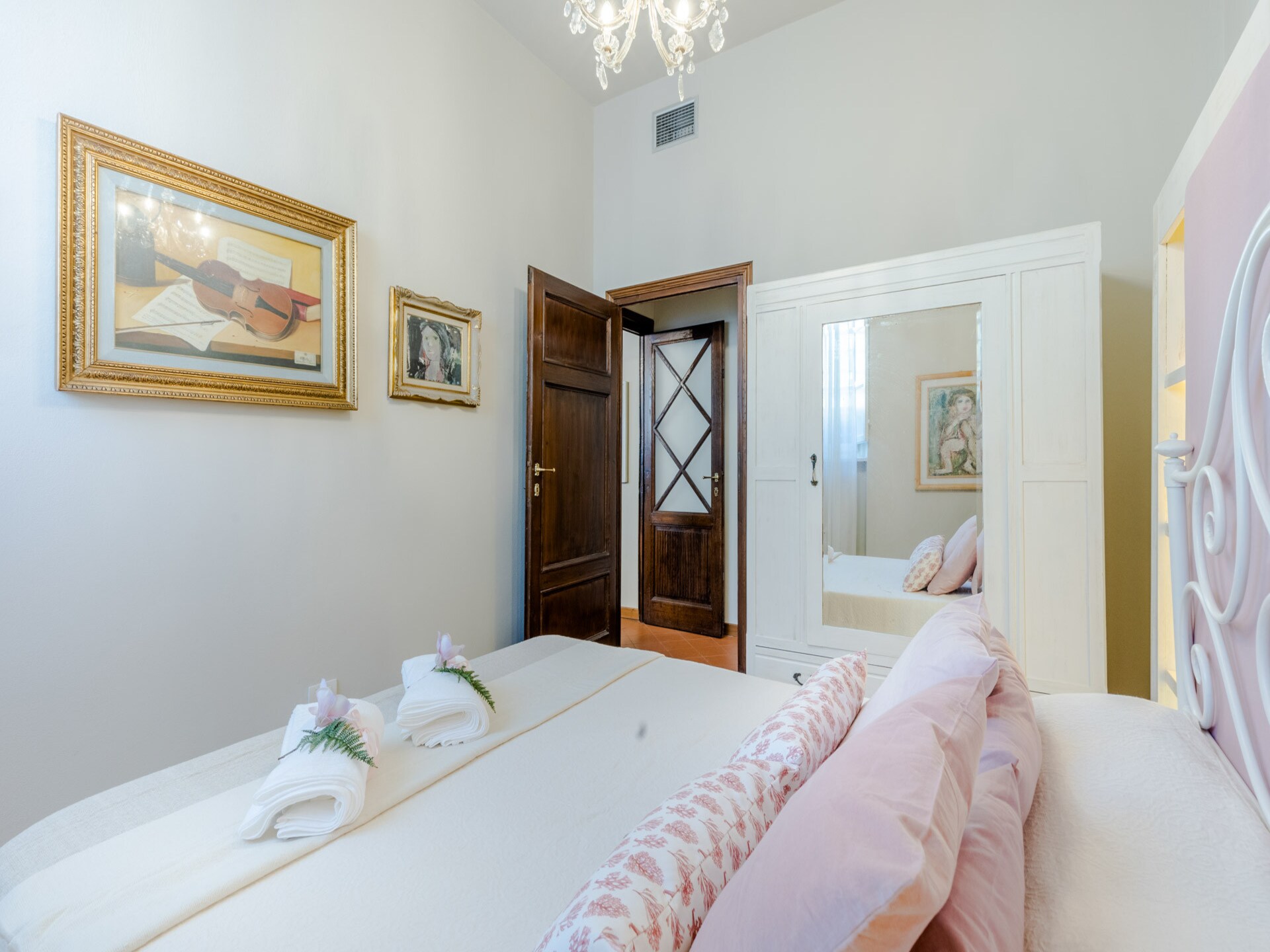 Sereen appartement aan de beek met privétuin in hartje Lucca - foto 28