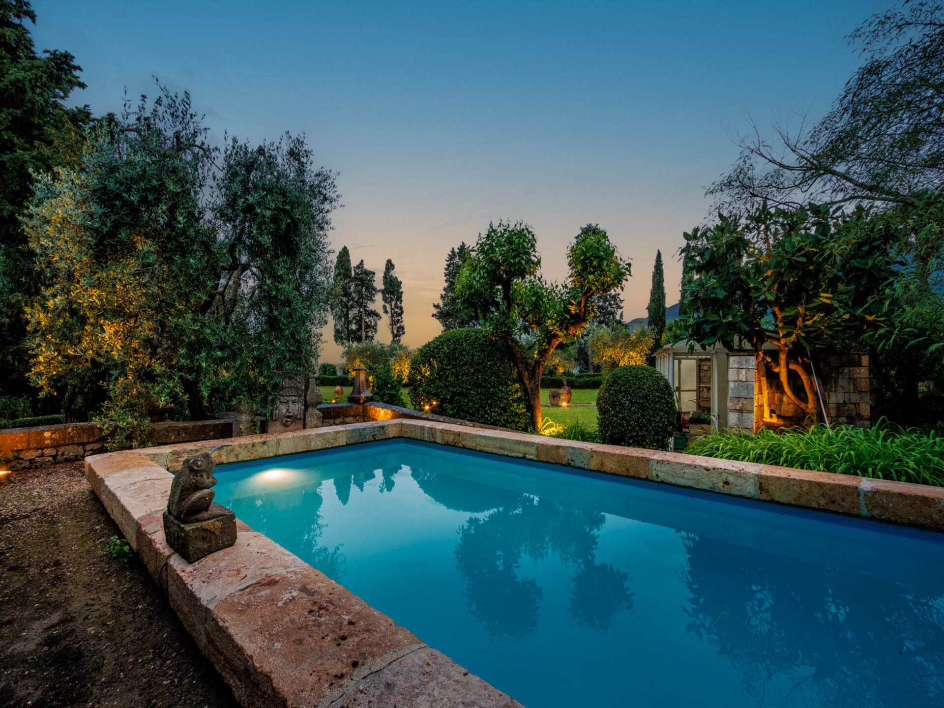 Middeleeuws kasteel in Cetona met privétoren en panoramisch zwembad - foto 2
