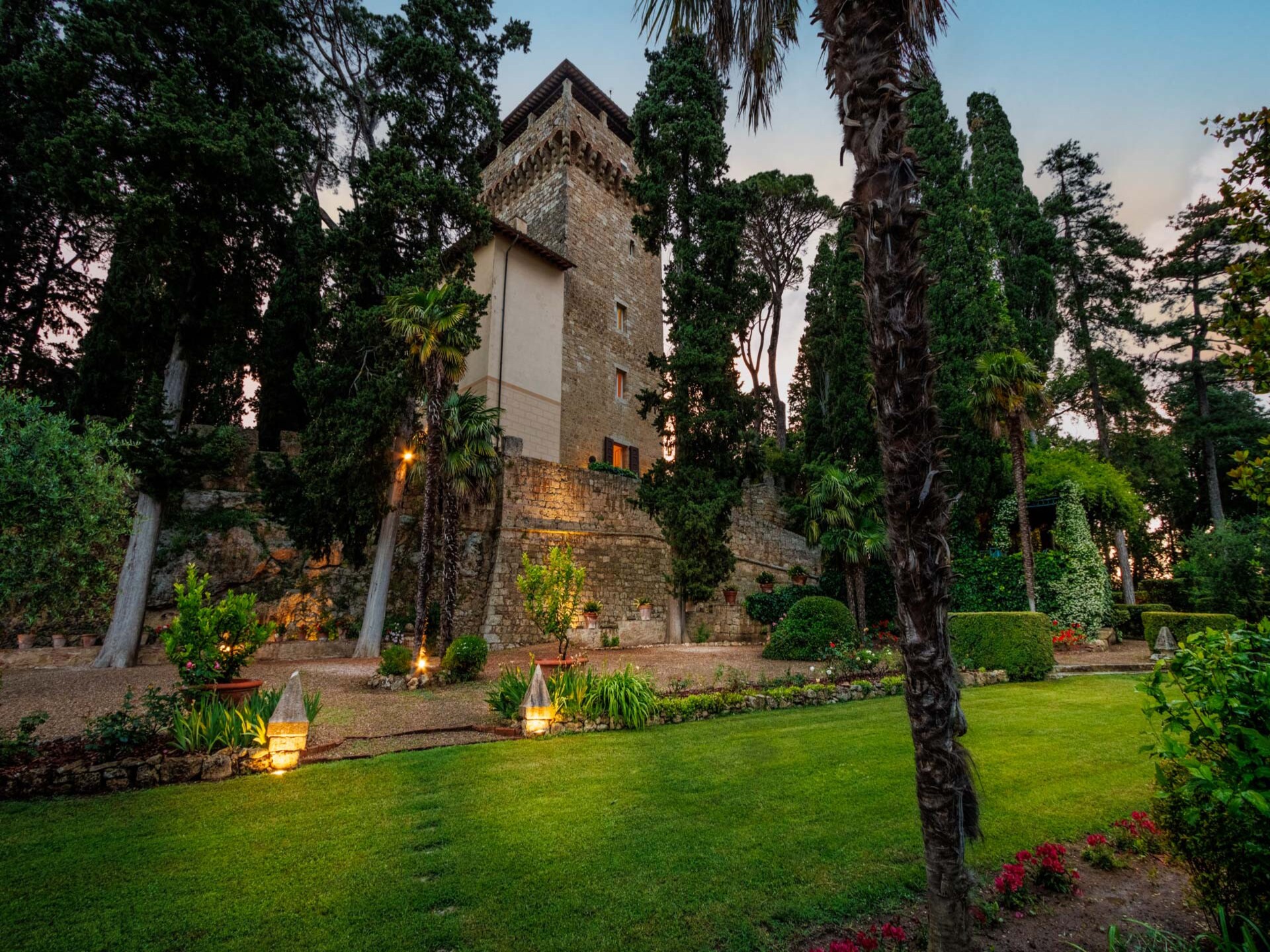 Middeleeuws kasteel in Cetona met privétoren en panoramisch zwembad - foto 111