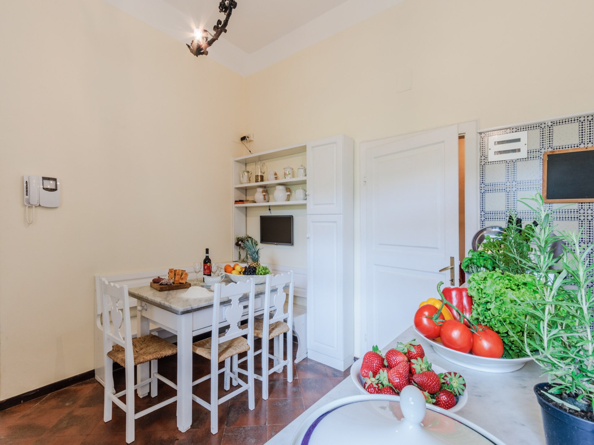 Middeleeuws kasteel in Cetona met privétoren en panoramisch zwembad - foto 34