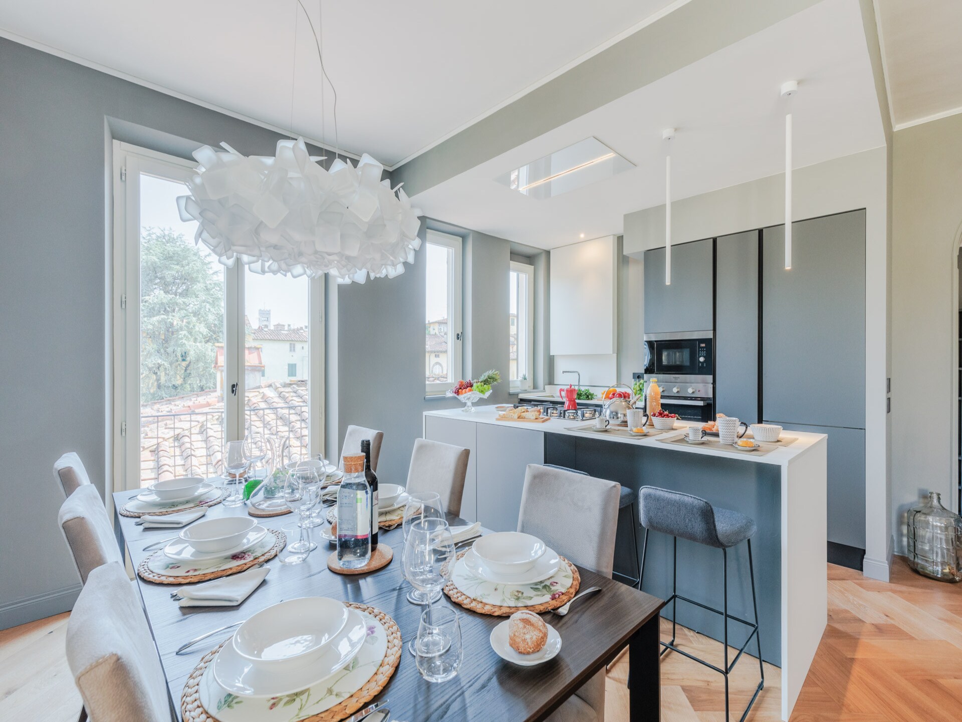 Penthouse Lucca: Modern design met uitzicht op de Torre Guinigi - foto 23