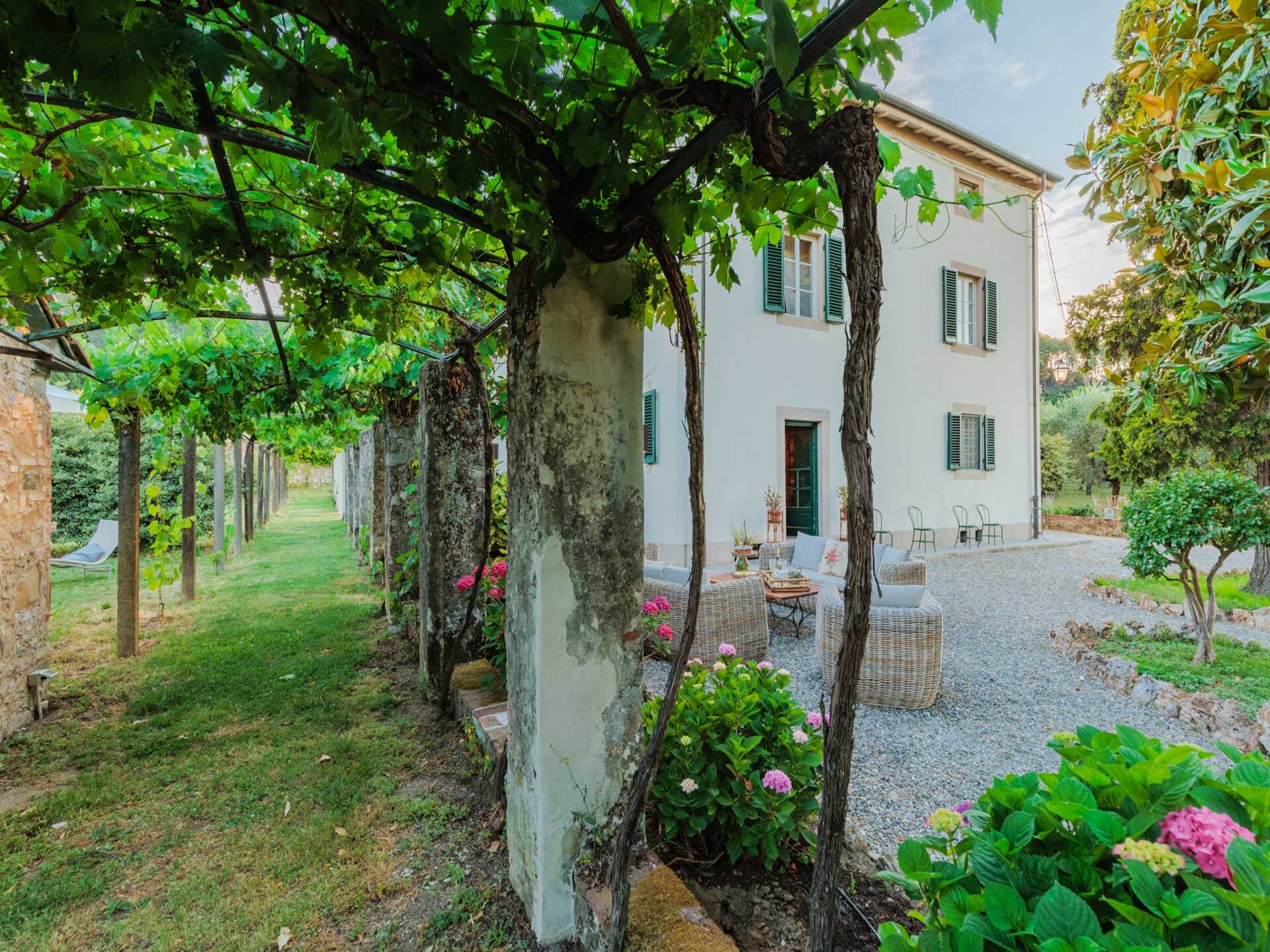 Villa Magnolie: Stijlvolle familievilla met panoramisch uitzicht bij Lucca - foto 9