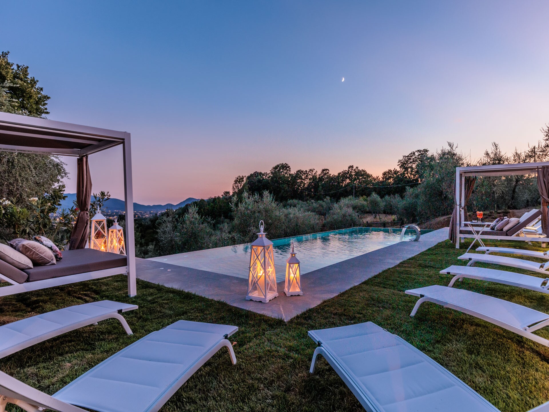 Villa Noa: Ruim Toscaans familieverblijf met zwembad en uitzicht bij Lucca - foto 17