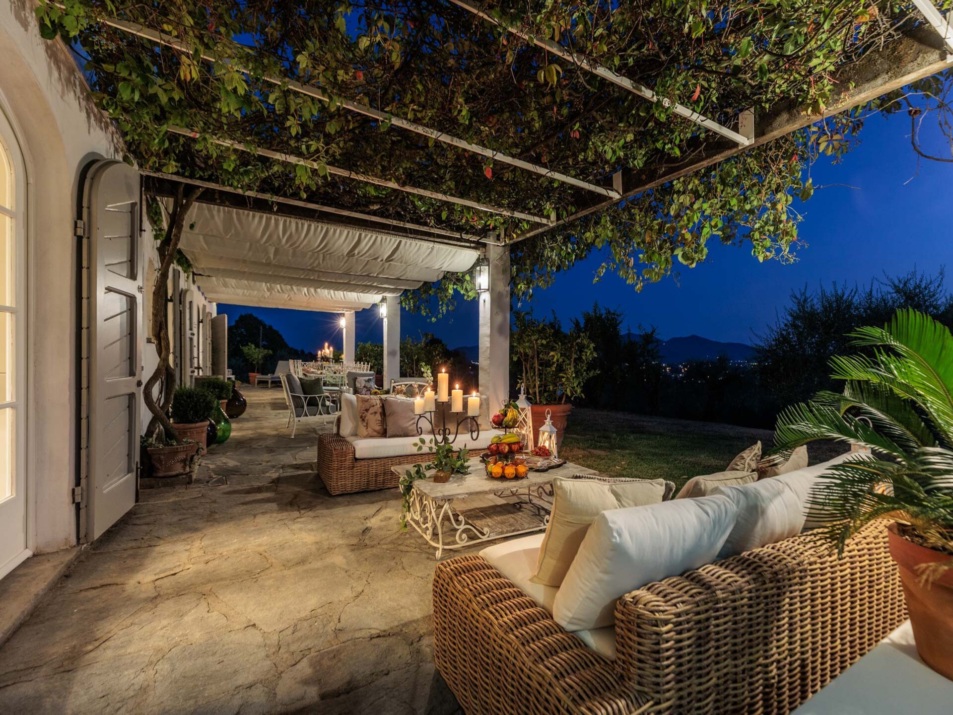 Villa Noa: Ruim Toscaans familieverblijf met zwembad en uitzicht bij Lucca - foto 99