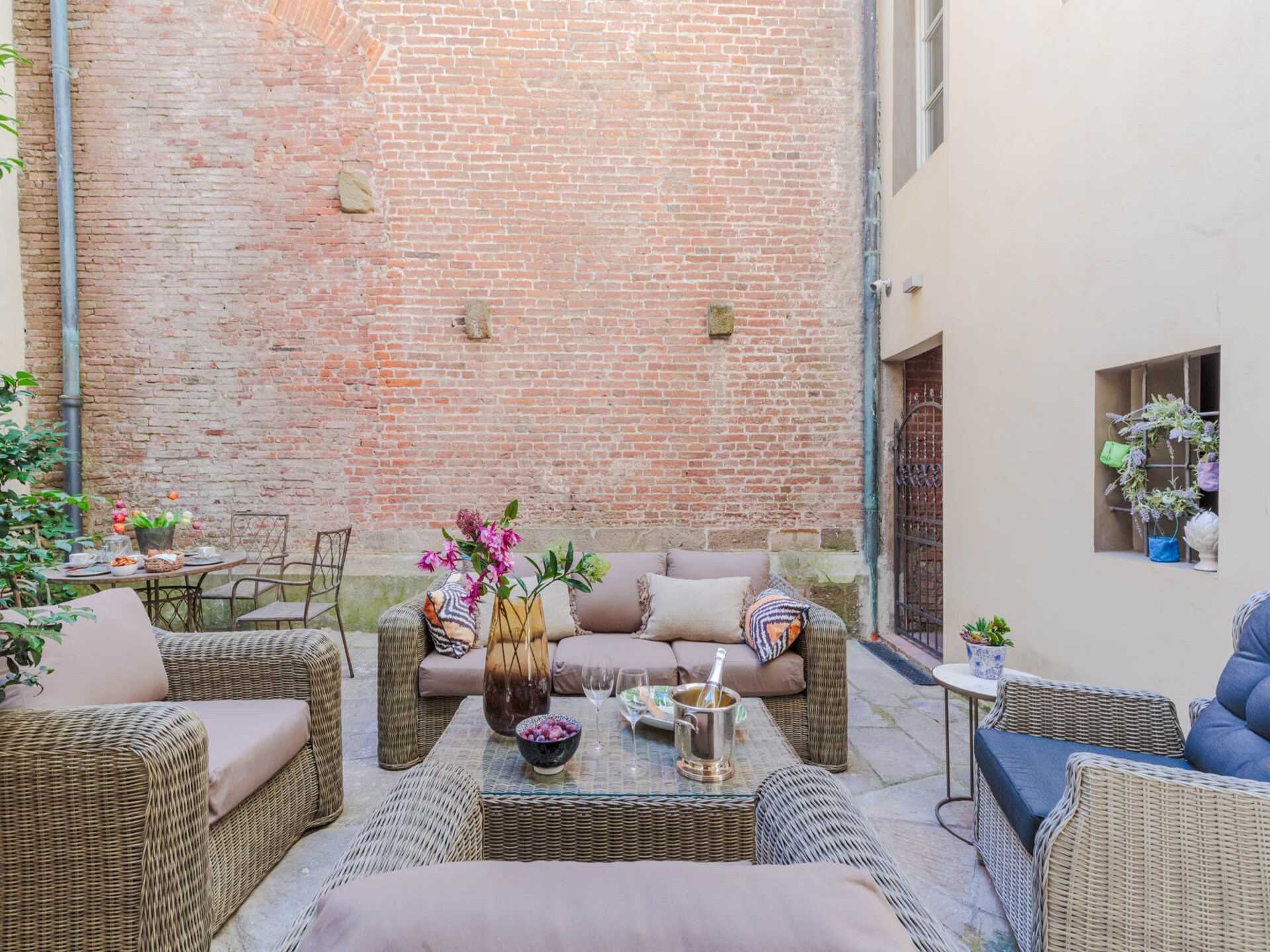 Luxe appartement met privétuin aan Piazza San Giovanni in Lucca - foto 52