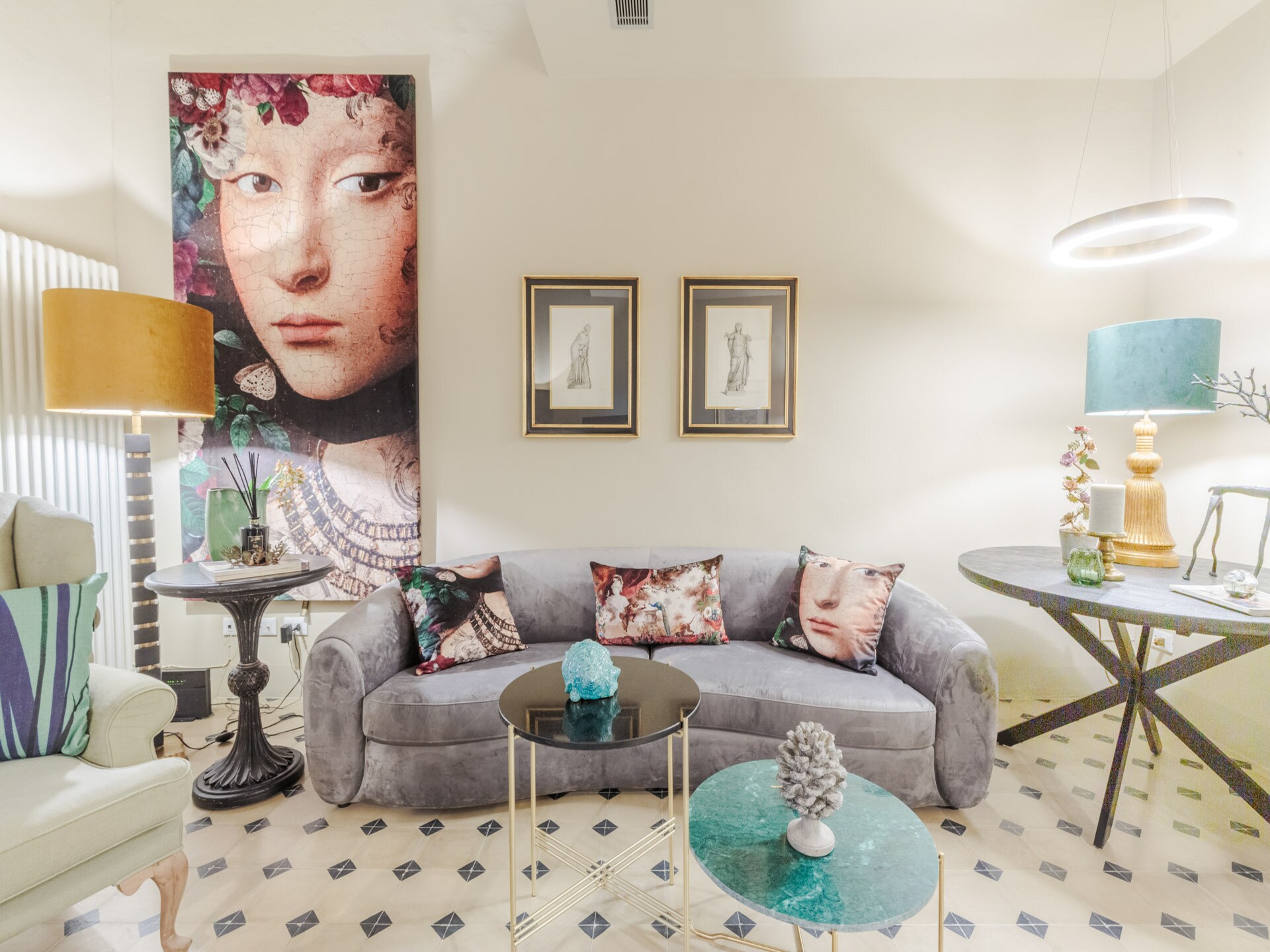 Luxe appartement met privétuin aan Piazza San Giovanni in Lucca - foto 9