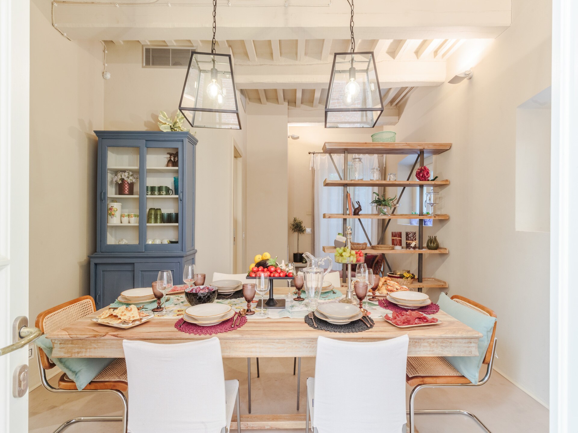 Luxe appartement met privétuin aan Piazza San Giovanni in Lucca - foto 16