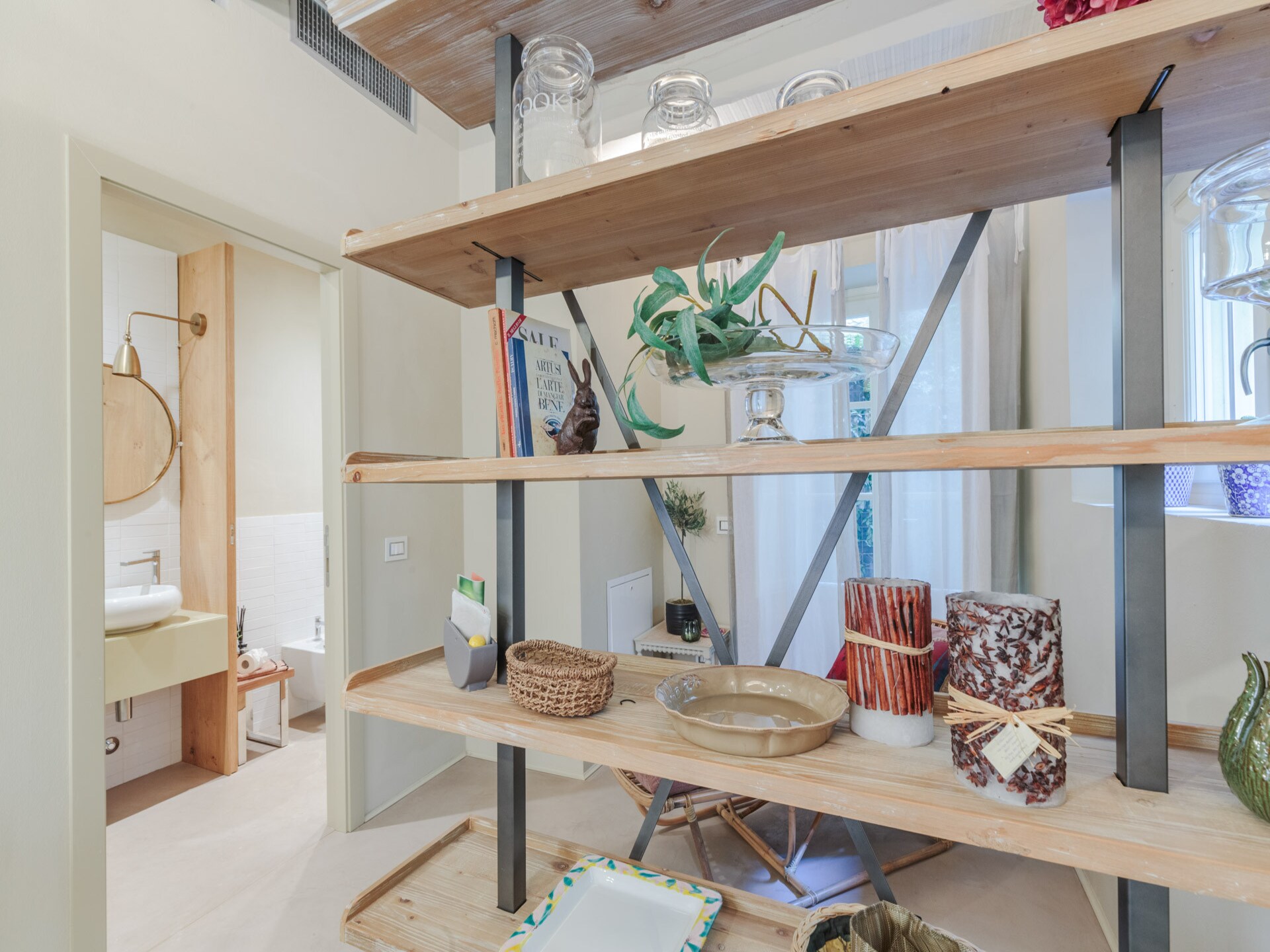 Luxe appartement met privétuin aan Piazza San Giovanni in Lucca - foto 2