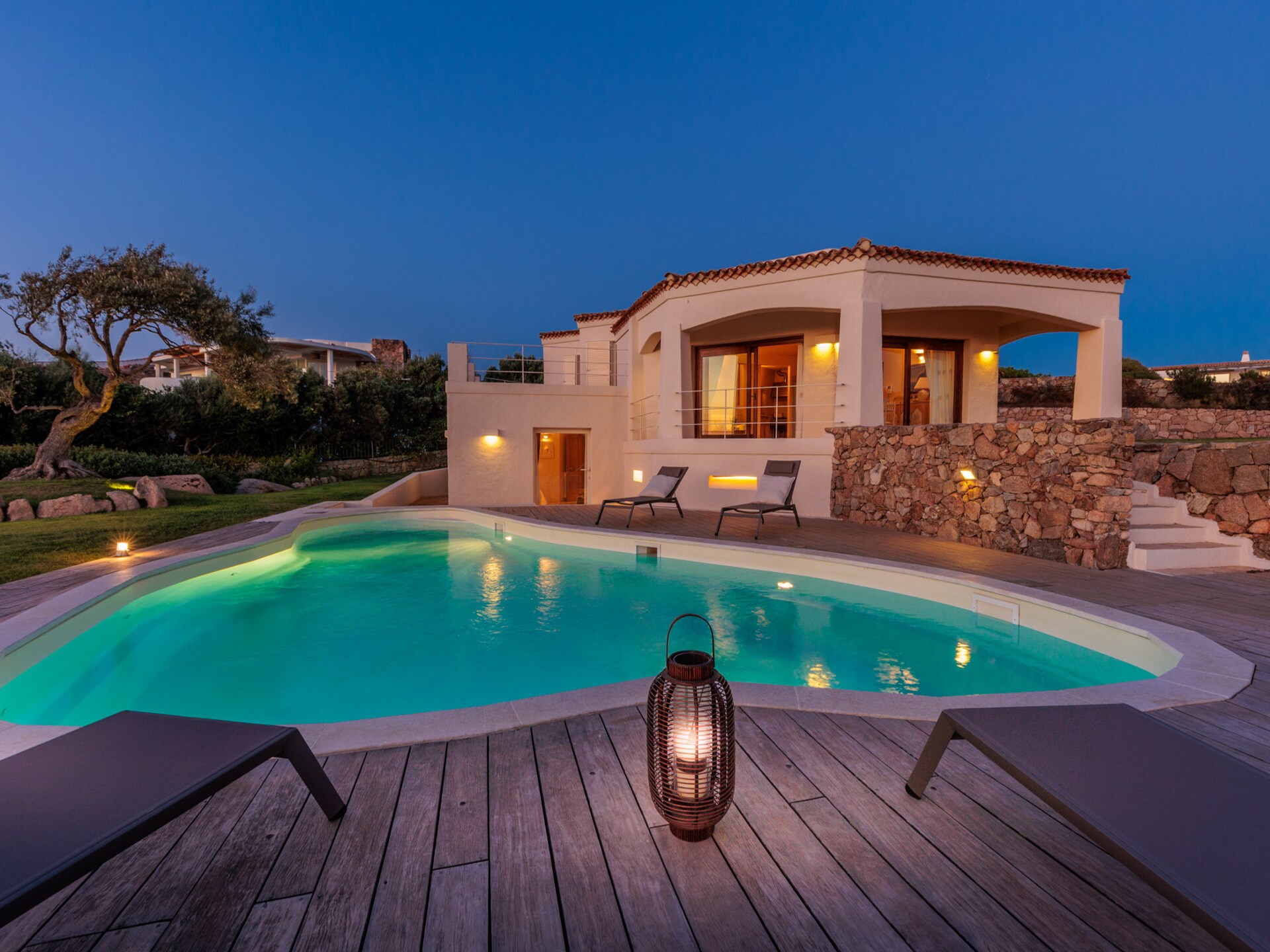 Luxe villa aan de golfbaan bij Porto Cervo met privétuin - foto 9