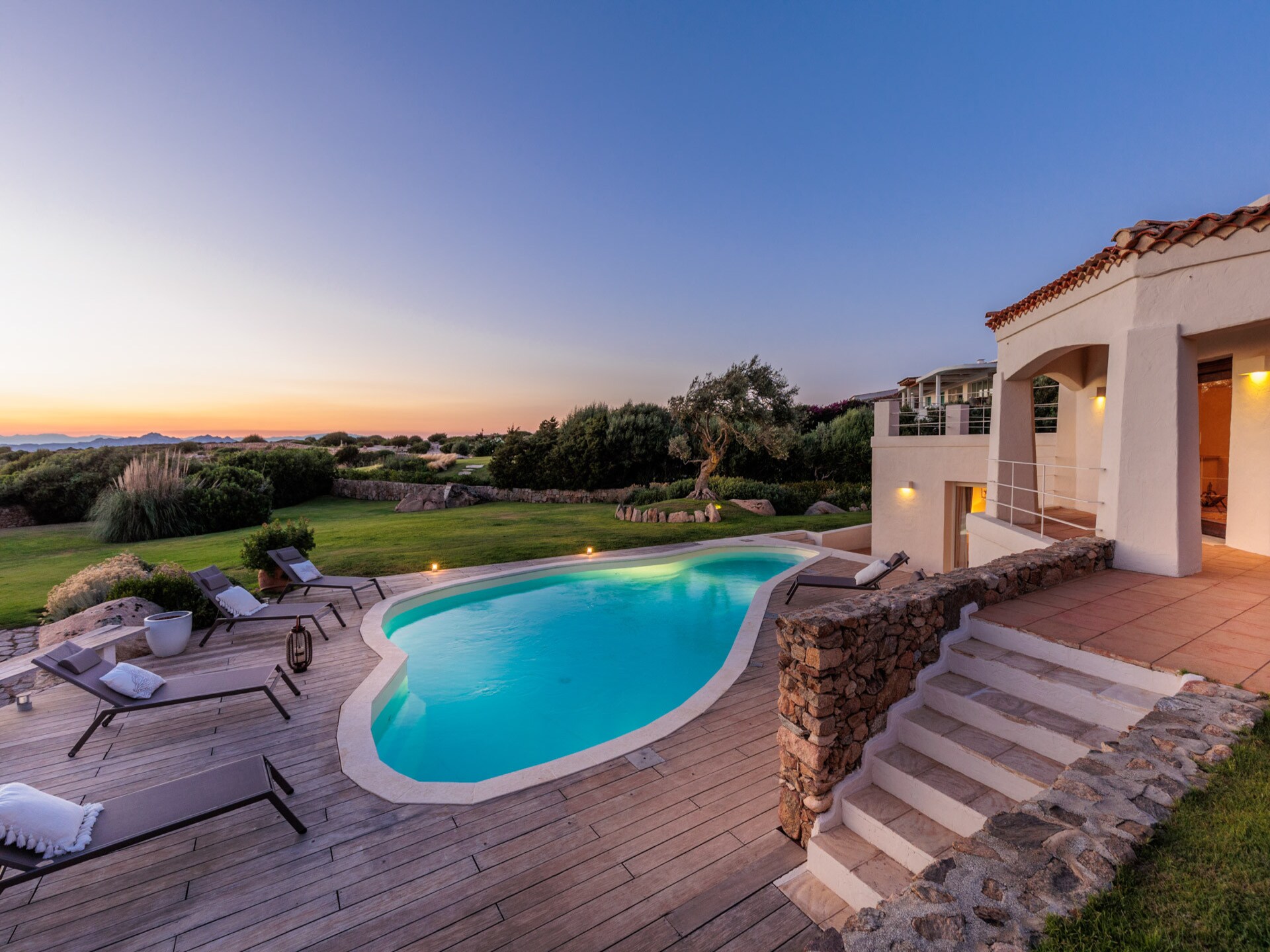 Luxe villa aan de golfbaan bij Porto Cervo met privétuin - foto 11