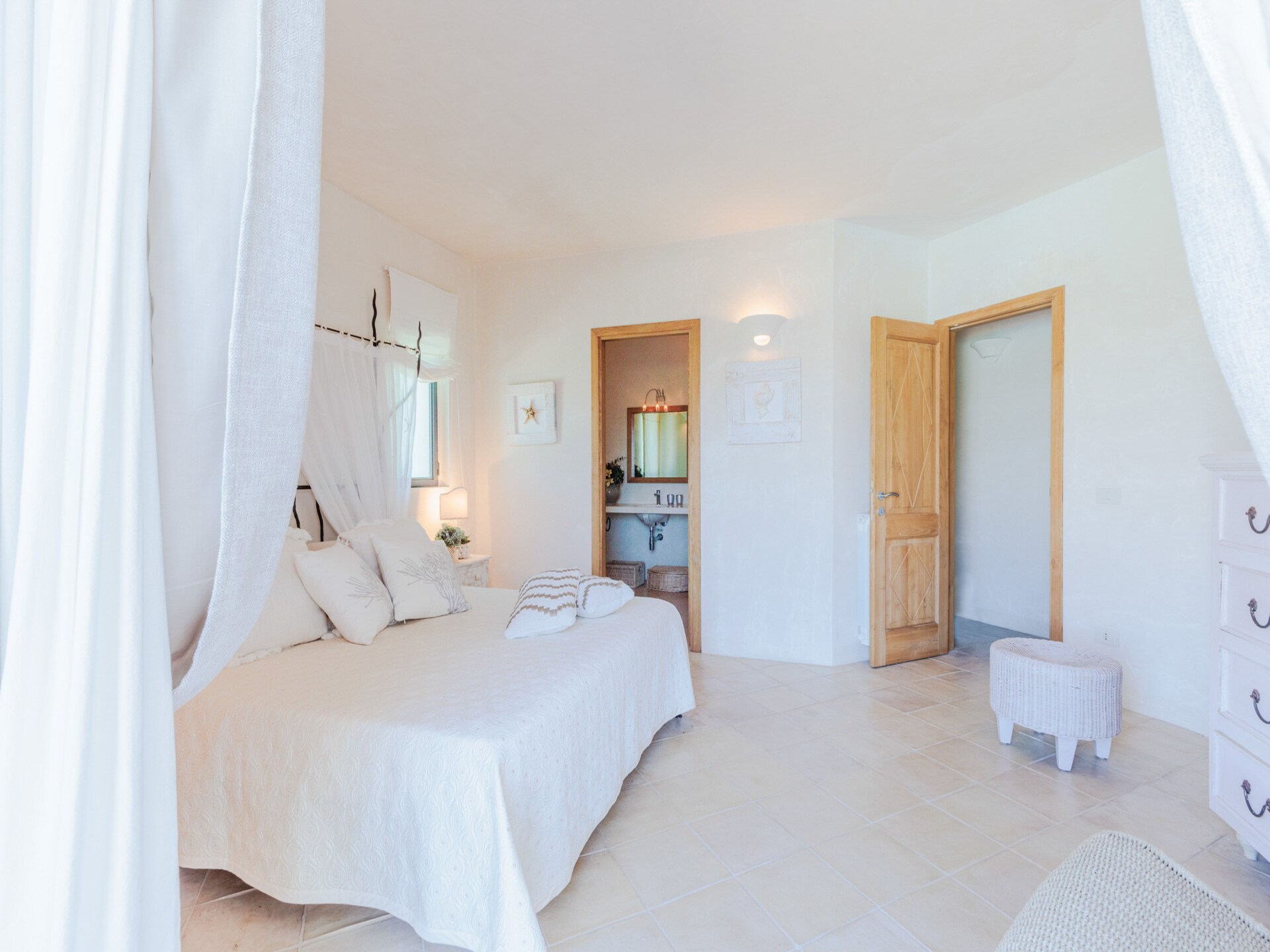 Luxe villa aan de golfbaan bij Porto Cervo met privétuin - foto 61