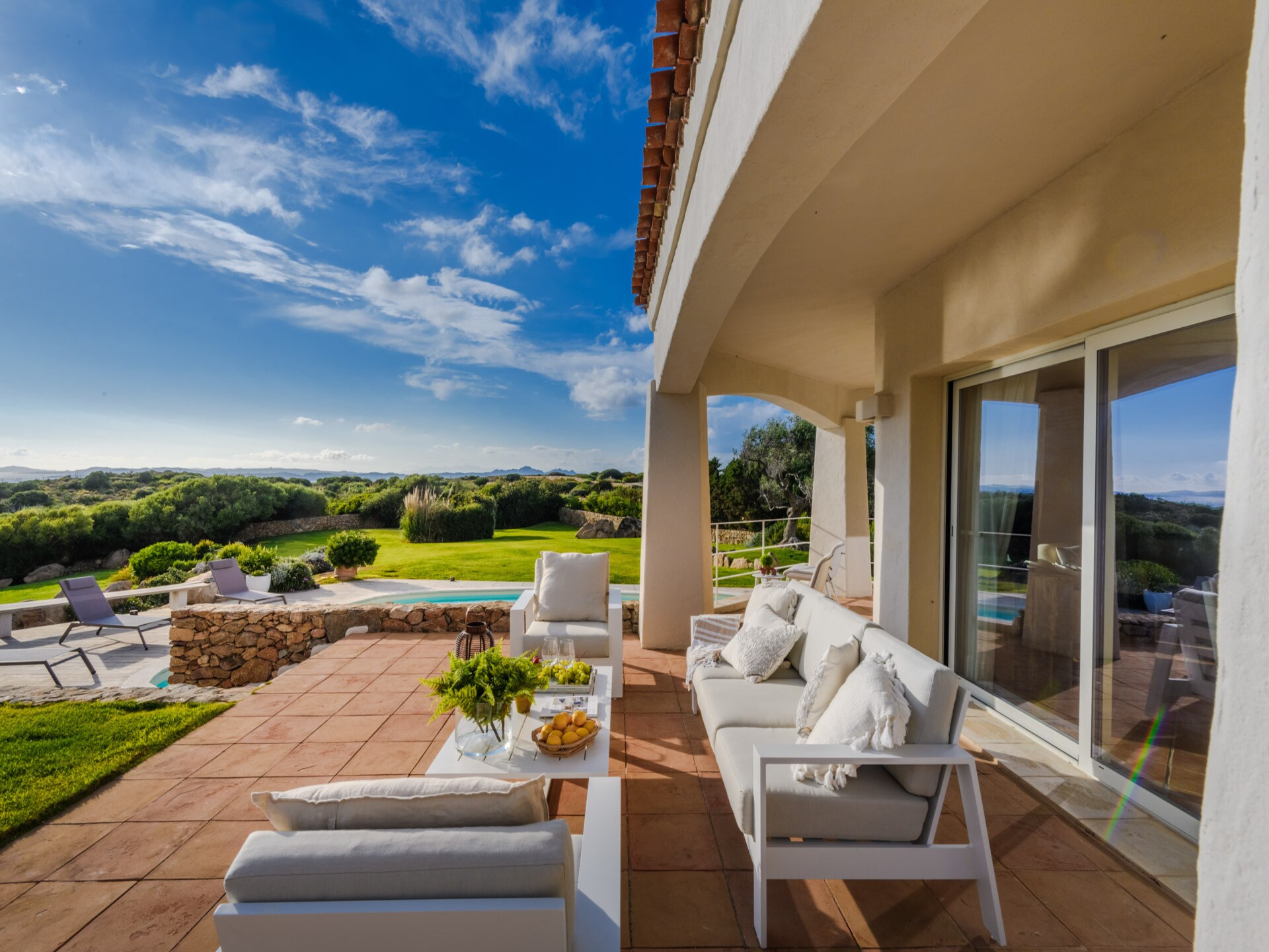 Luxe villa aan de golfbaan bij Porto Cervo met privétuin - foto 74