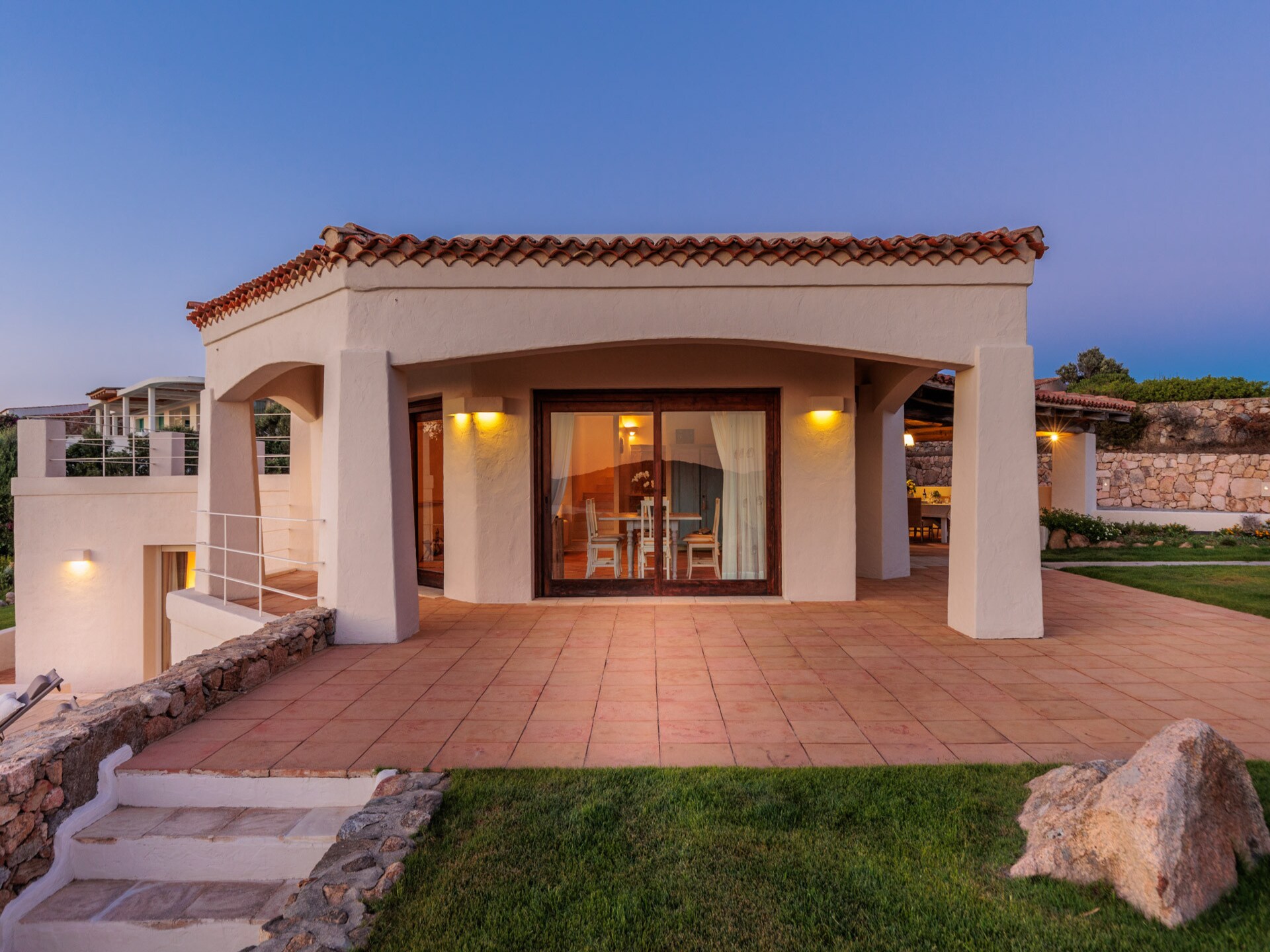 Luxe villa aan de golfbaan bij Porto Cervo met privétuin - foto 23