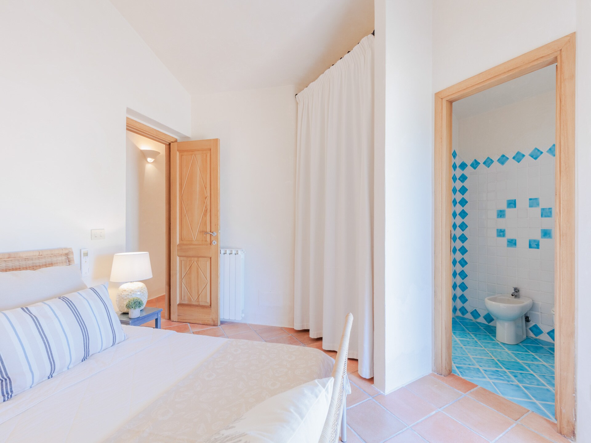 Luxe villa aan de golfbaan bij Porto Cervo met privétuin - foto 48
