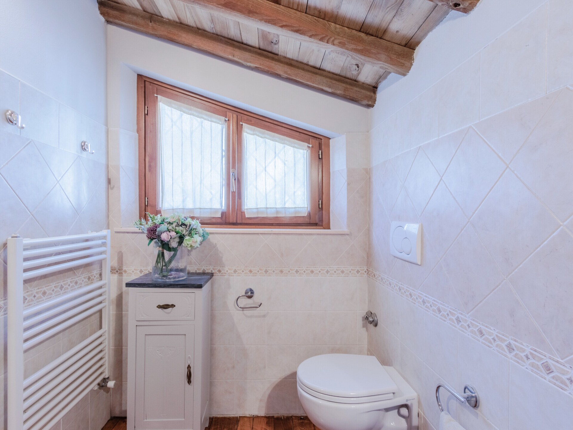 Authentiek Toscaans landhuis met zwembad en uitzicht nabij Lucca - foto 32