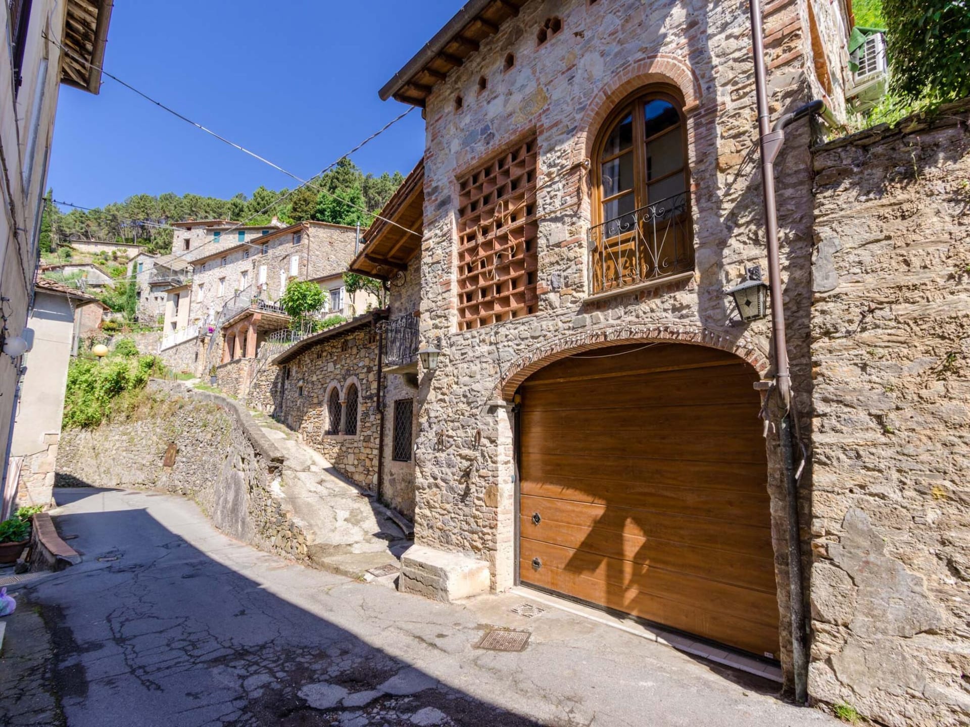 Authentiek Toscaans landhuis met zwembad en uitzicht nabij Lucca - foto 7