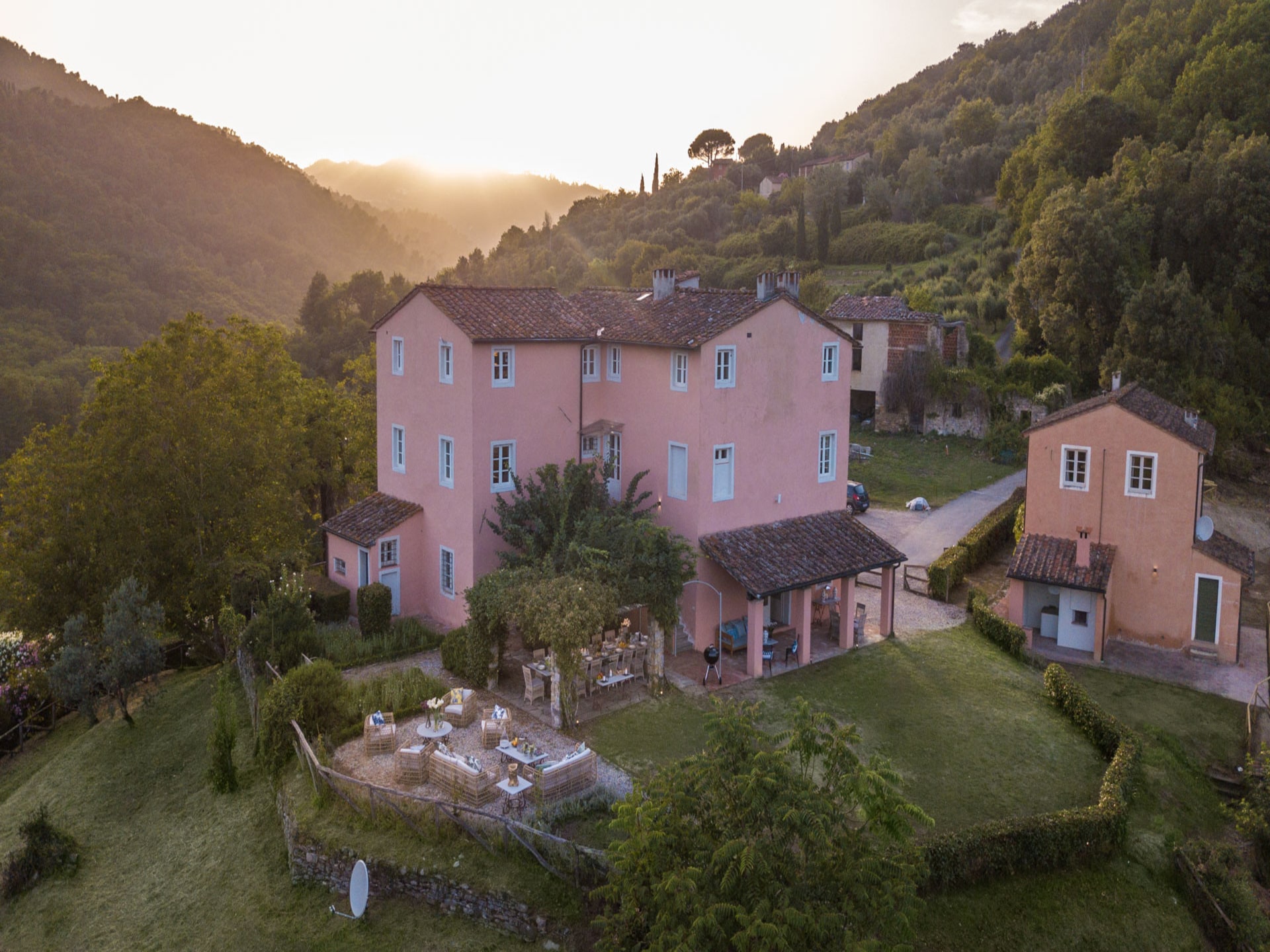 Landhuis Domus Francigena: 10-slaapkamer villa aan golfbaan bij Lucca - foto 2