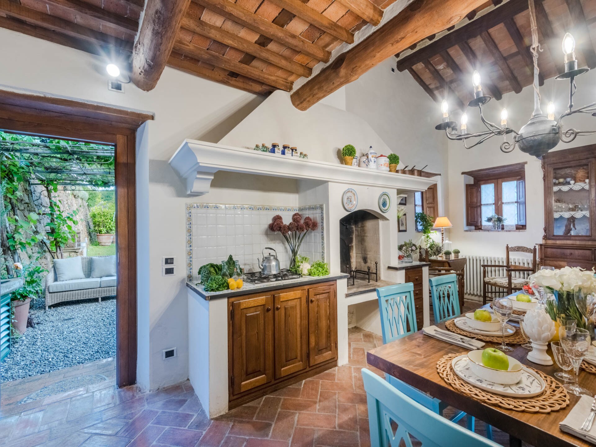 Toscaanse villa met privétuin en uitzicht op olijfgaarden bij Lucca - foto 29
