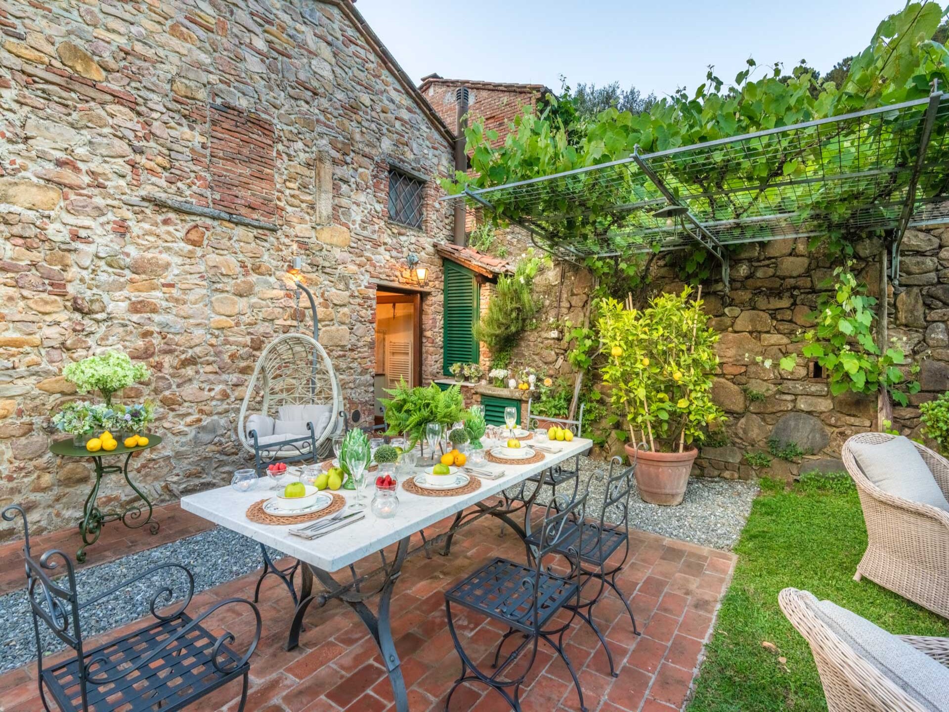 Toscaanse villa met privétuin en uitzicht op olijfgaarden bij Lucca - foto 55