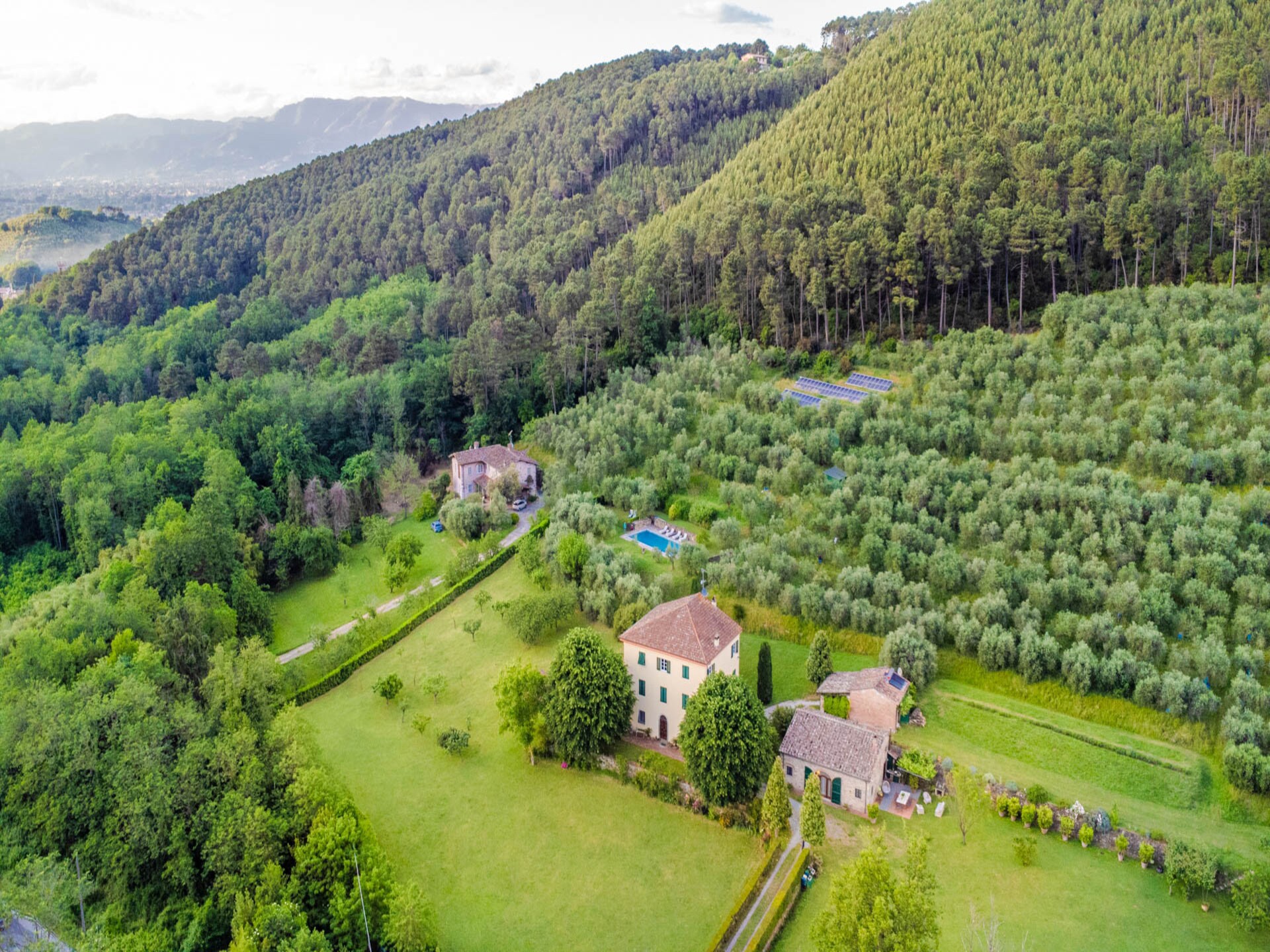Toscaanse villa met privétuin en uitzicht op olijfgaarden bij Lucca - foto 61