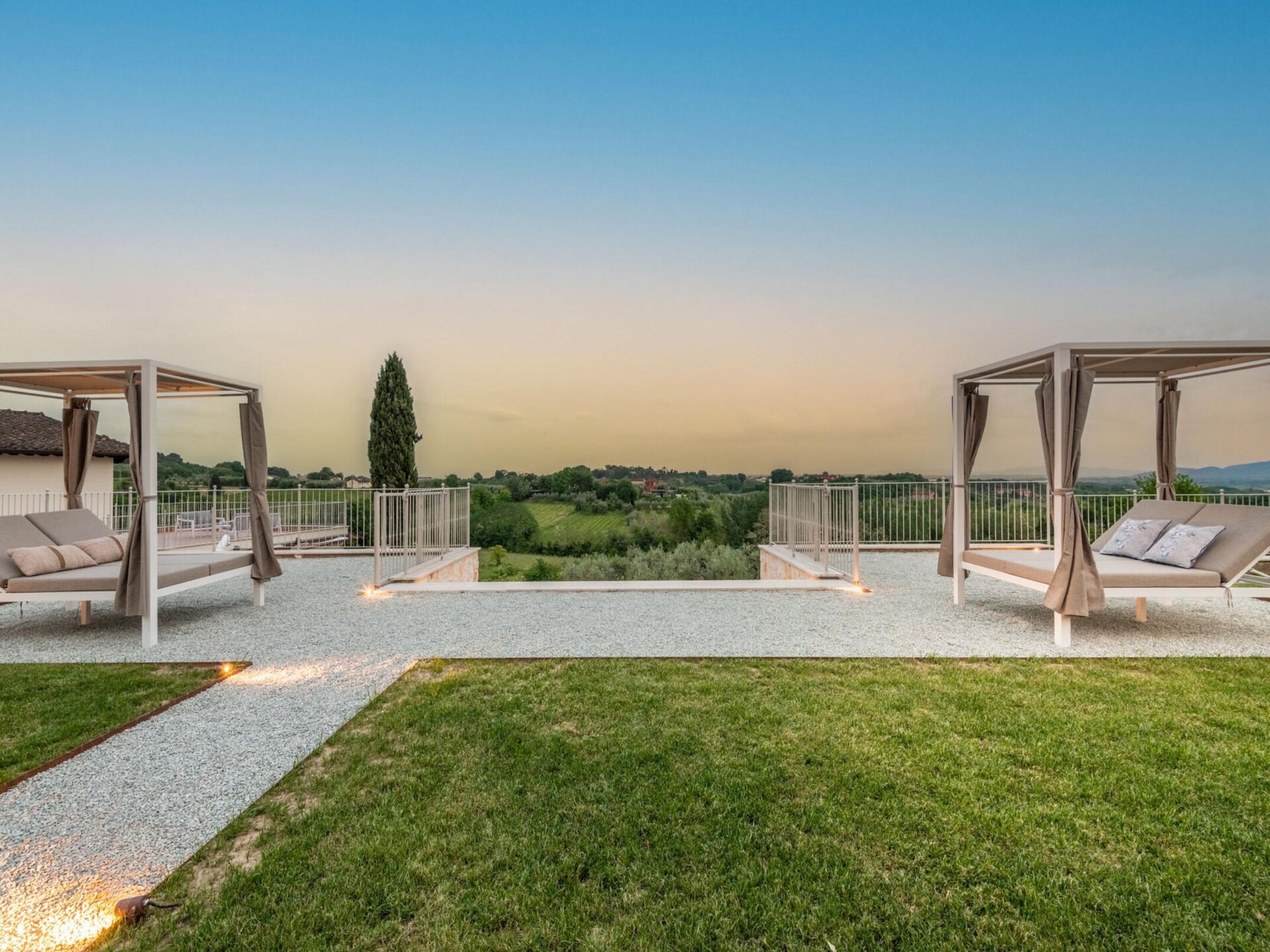 Villa Sunkiss – Luxe wijnhuisvilla met infinitypool in Montecarlo - foto 11