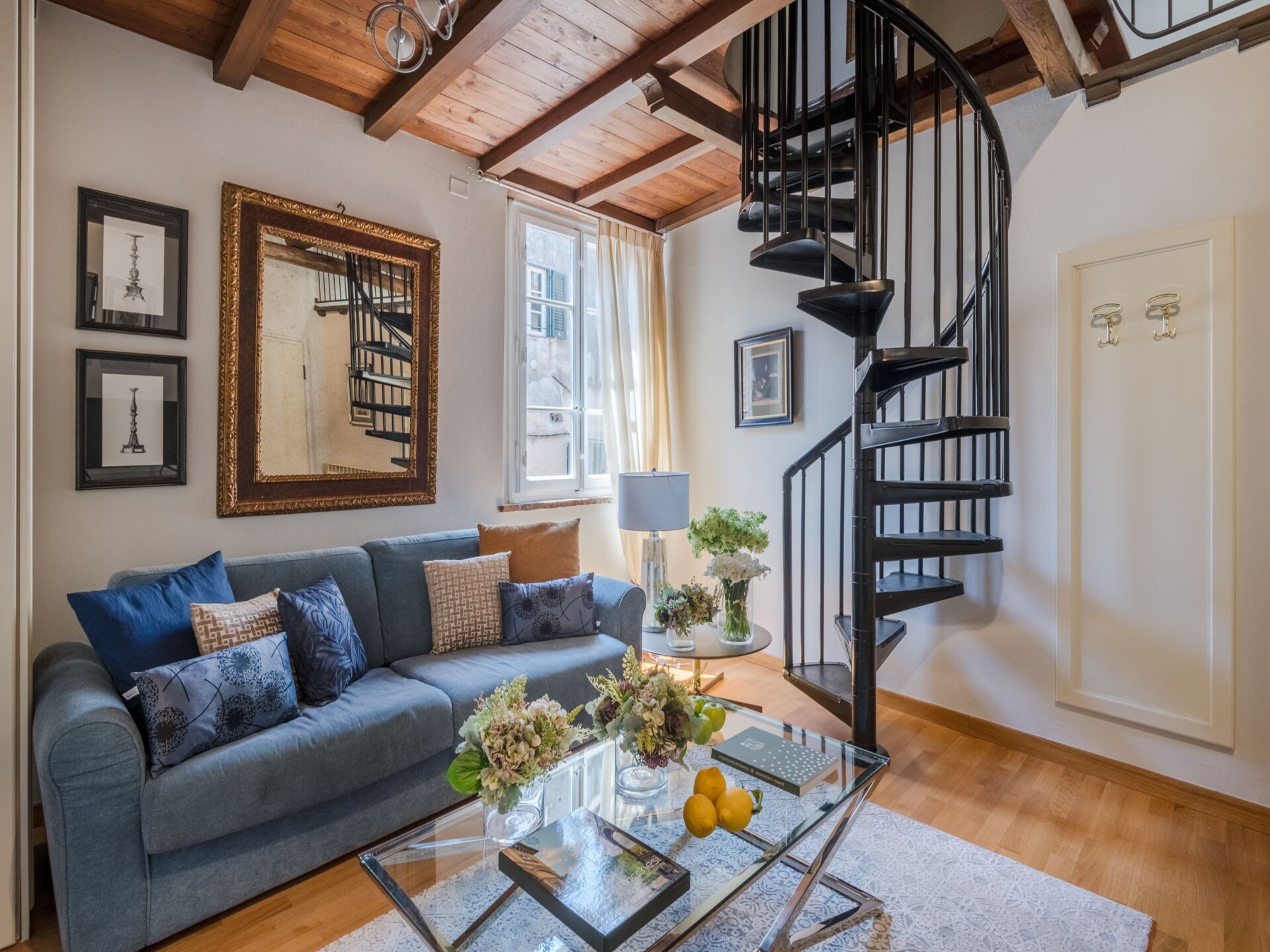 Historisch appartement in kunstwijk Lucca met modern comfort - foto 5